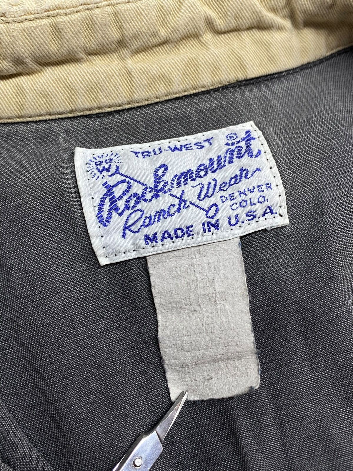 Rockmount Ranch Wear Vintage Rockmount Ranch Wear Snap Button Distressed Shirt Size US M / EU 48-50 / 2 - 14 Thumbnail