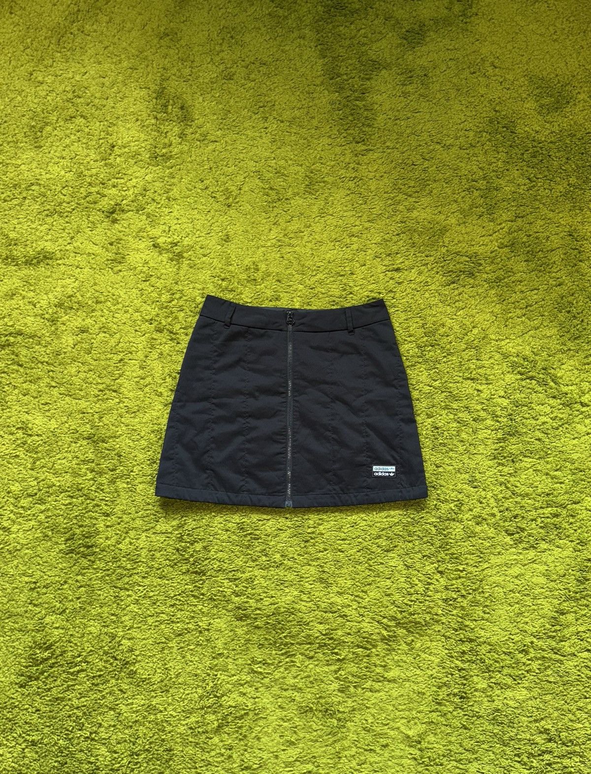 Adidas Adidas quilted nylon mini skirt Size 28" / US 6 / IT 42 - 1 Thumbnail