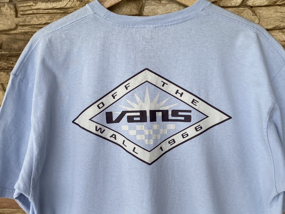 Vans Vintage Vans Backhit Logo Skateboarding Tshirt Size US L / EU 52-54 / 3 - 2 Thumbnail