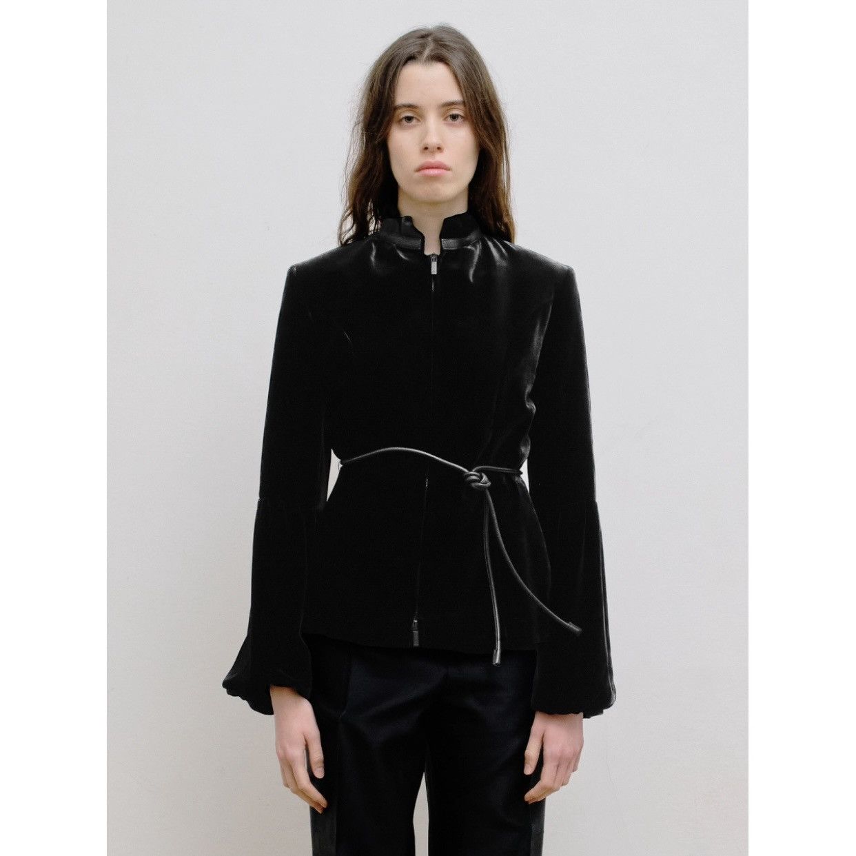 Gucci × Tom Ford Gucci by Tom Ford black velvet jacket with puff sleeves Size S / US 4 / IT 40 - 2 Thumbnail