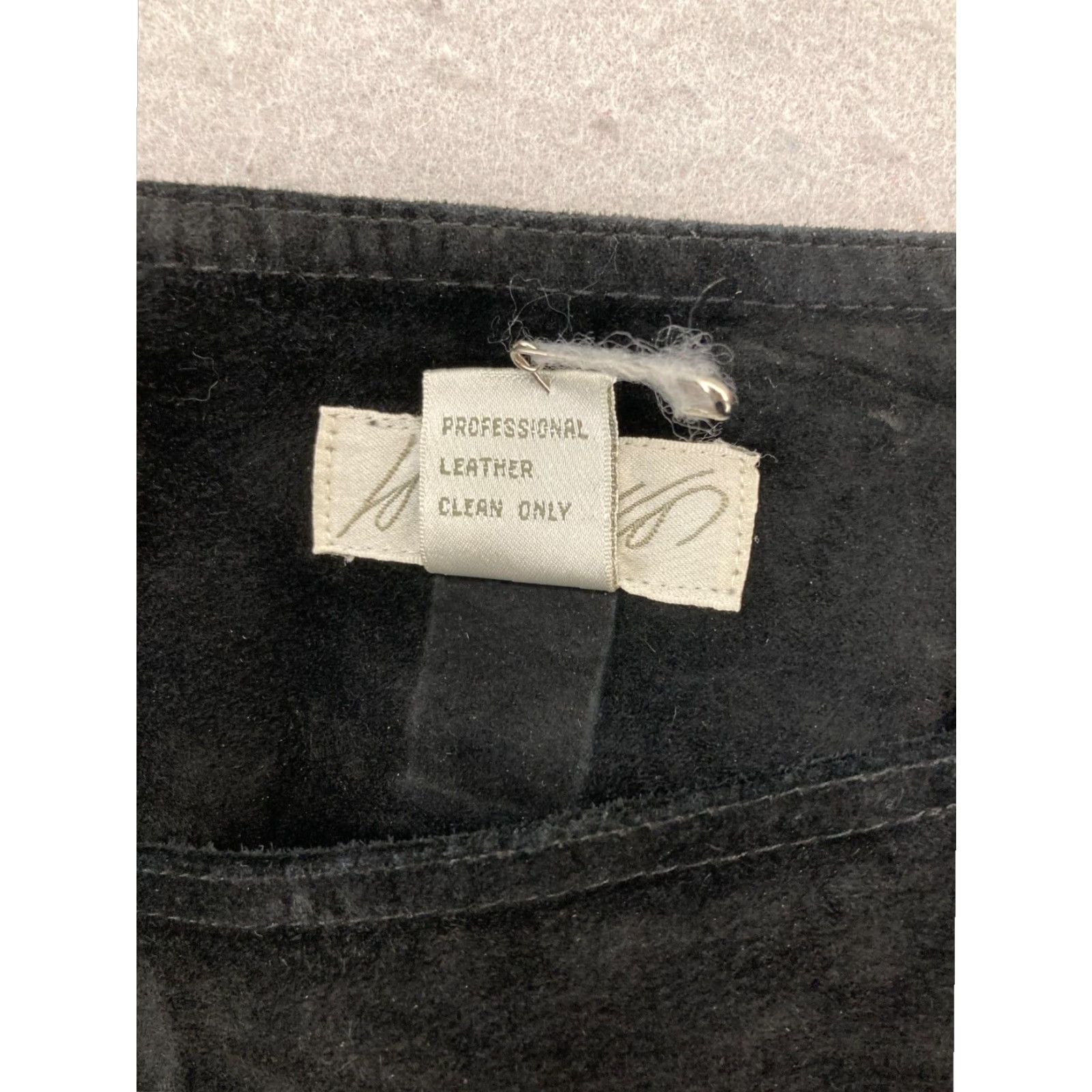 Lord & Taylor Womens Leather Skirt Black XL Straight Pencil Lord Taylor 8832 Size 30" / US 8 / IT 44 - 7 Thumbnail