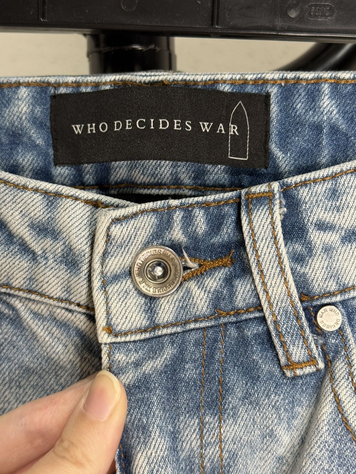 Who Decides War Who Decides War ROYGBIV Scripture Jeans Size US 30 / EU 46 - 2 Thumbnail