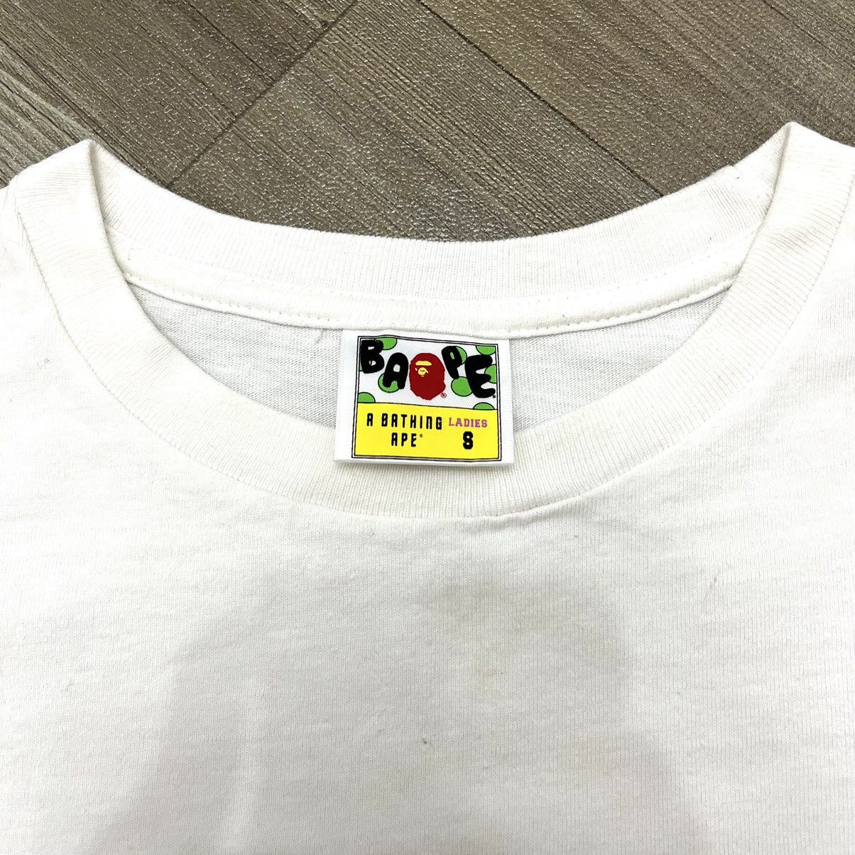 Bape Vintage Bape ABathing Ape Dinosaurs White Tee Size S / US 4 / IT 40 - 3 Thumbnail