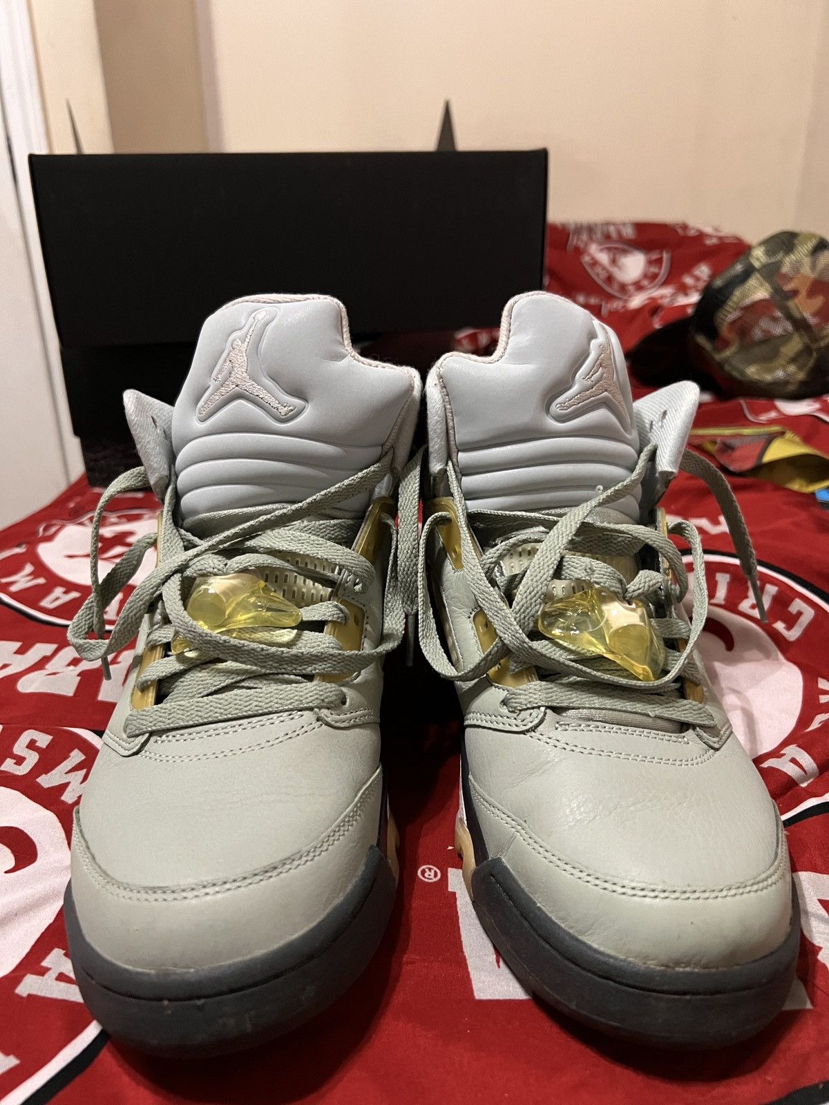 image of Air Jordan Retro 5 Jade Horizon Shoes in Jade Horizonblack, Men's (Size 9)