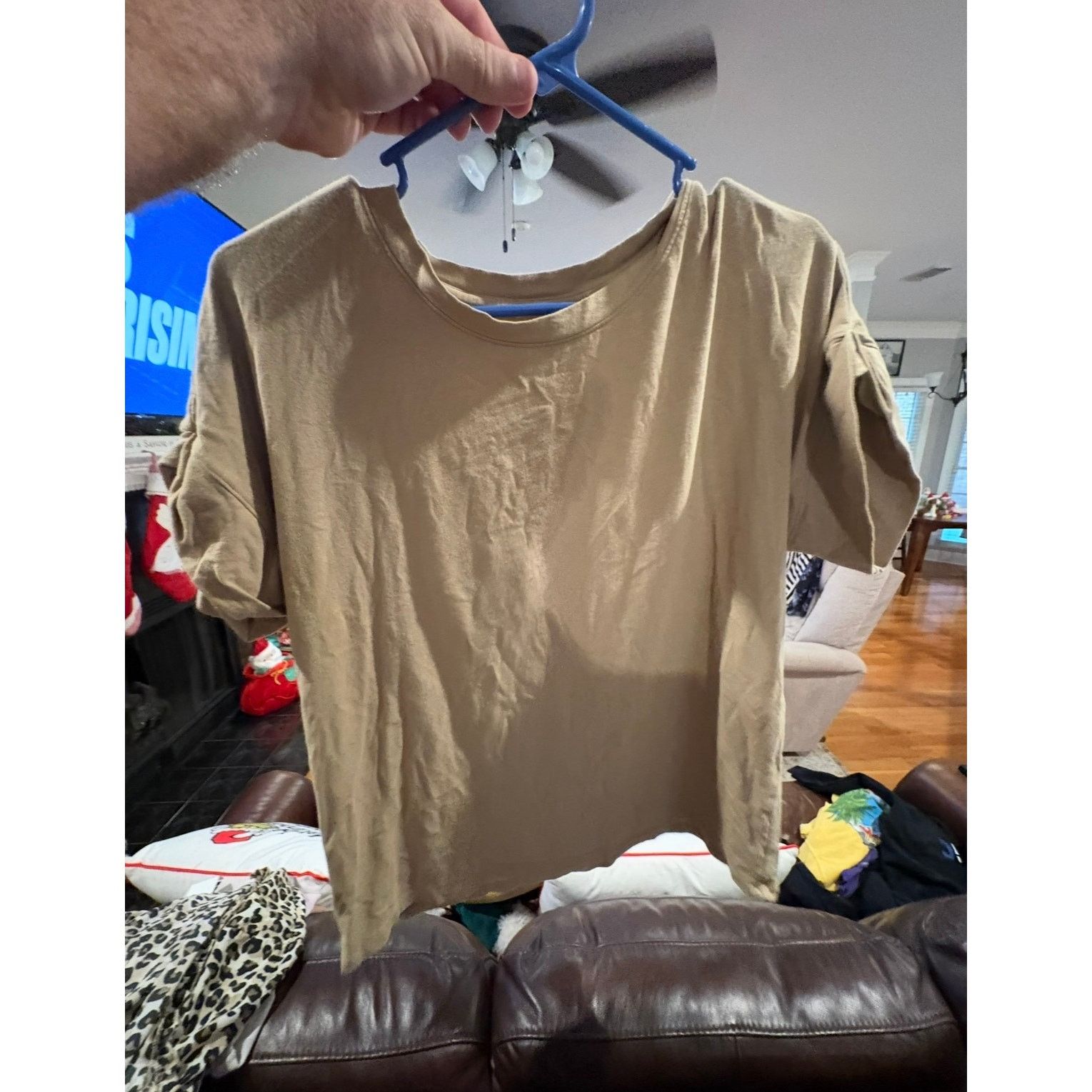 Banana Republic Banana Republic Timeless Tee Women’s Small Tan Short Sleeve Size S / US 4 / IT 40 - 3 Thumbnail