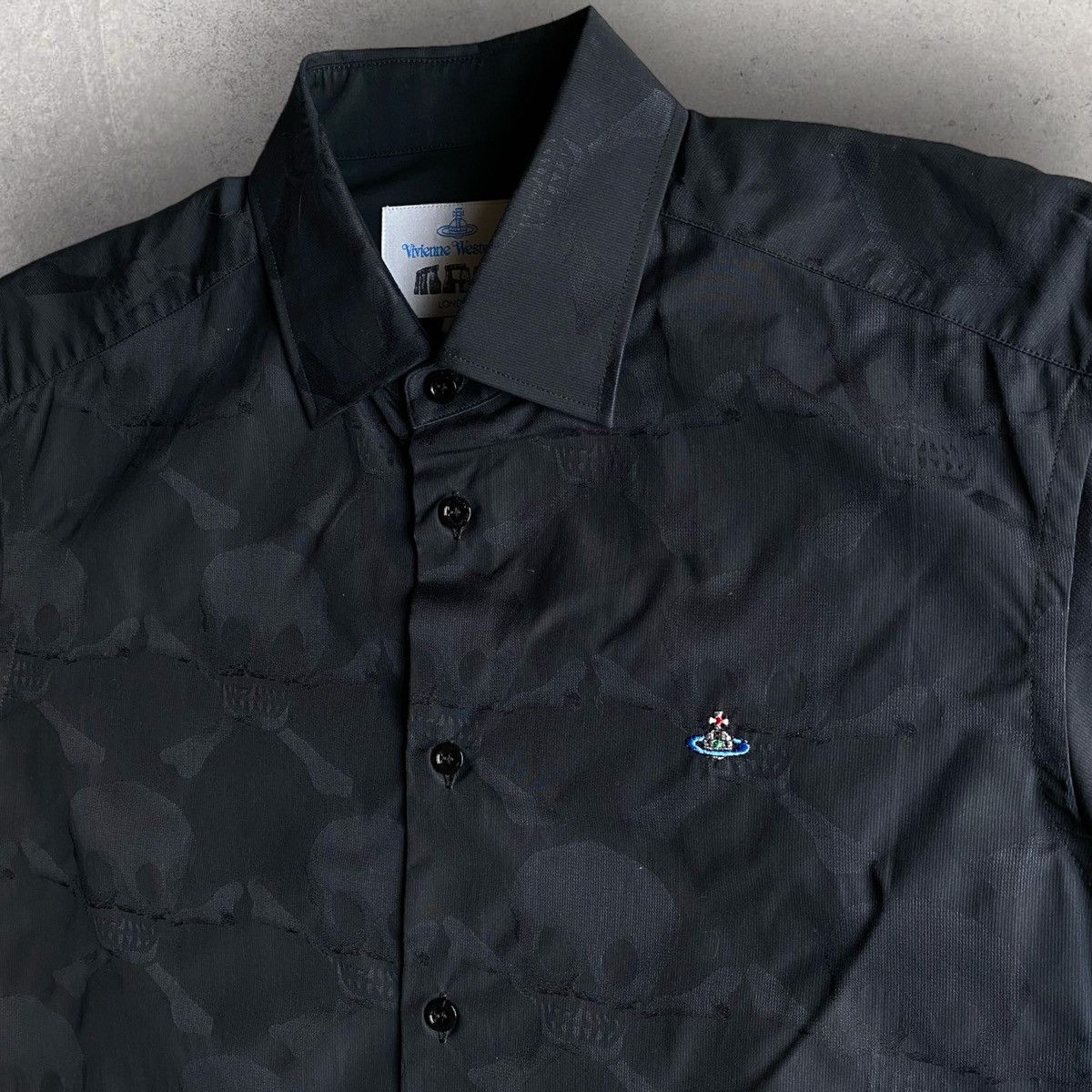image of Vivienne Westwood Fall11 Skull Shirt in Black, Men's (Size Small)