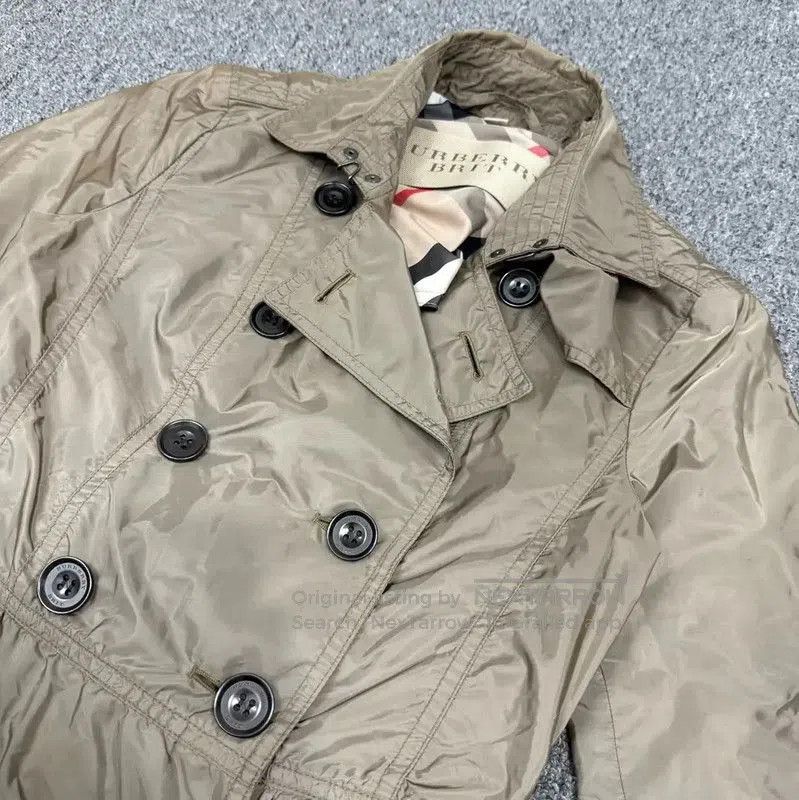 Burberry Burberry Beige Cotton Women's Trench Coat. Size L / US 10 / IT 46 - 3 Thumbnail