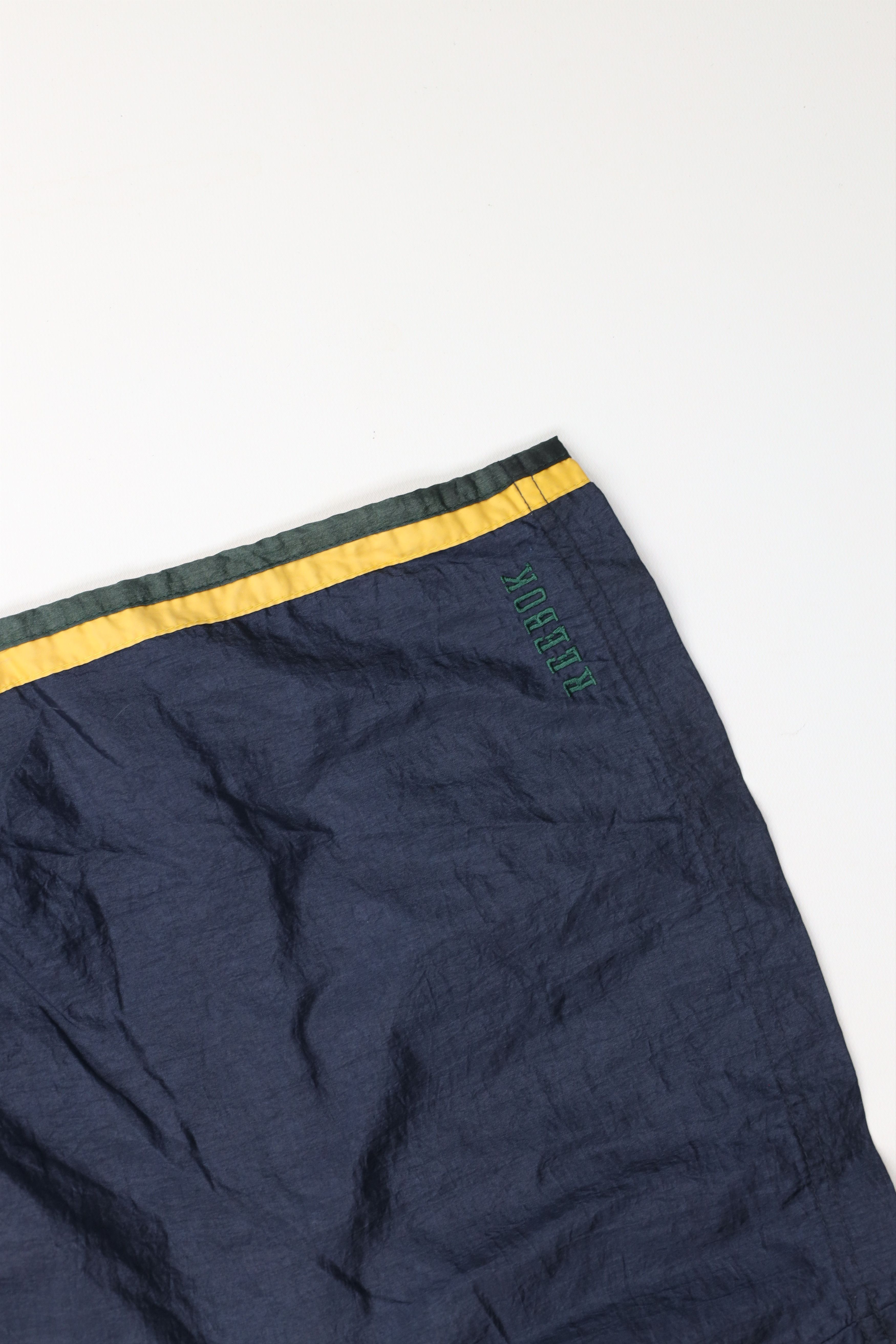 Reebok × Vintage Vintage 90s Reebok Out Striped Lined Above Knee Shorts Nylon Size US 32 / EU 48 - 5 Thumbnail
