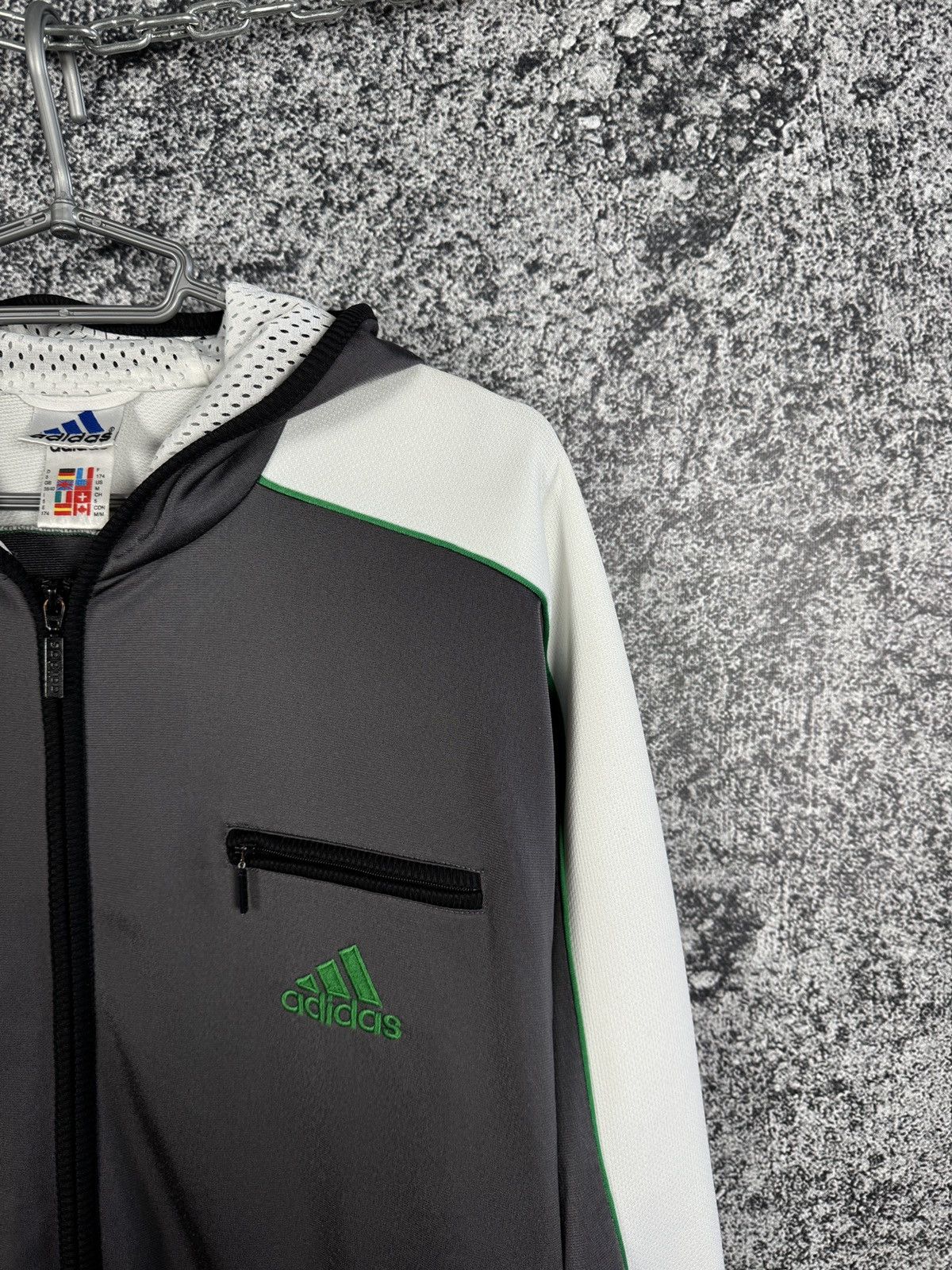 Adidas Adidas Vintage Hoodie Full Zip Jacket Big Logo Retro Size M Size US M / EU 48-50 / 2 - 3 Thumbnail