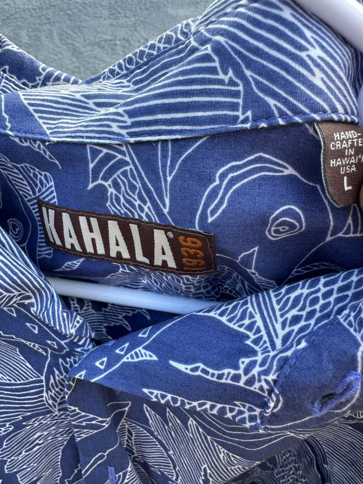 Other PreOwned Kahala Hawaiian Print Blue Full Button Men's Large Size US L / EU 52-54 / 3 - 4 Thumbnail