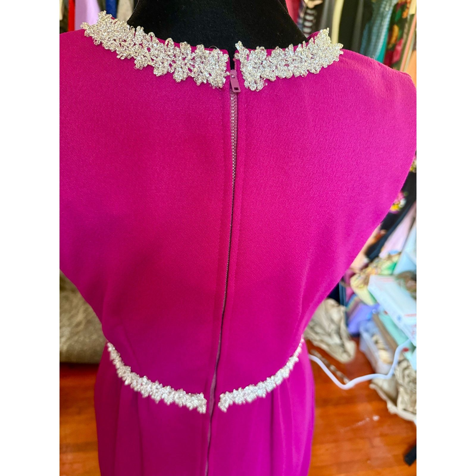 Vintage Vintage 70’s Magenta Pink Maxi Silver Sequin Dress Small Med Size M / US 6-8 / IT 42-44 - 11 Thumbnail
