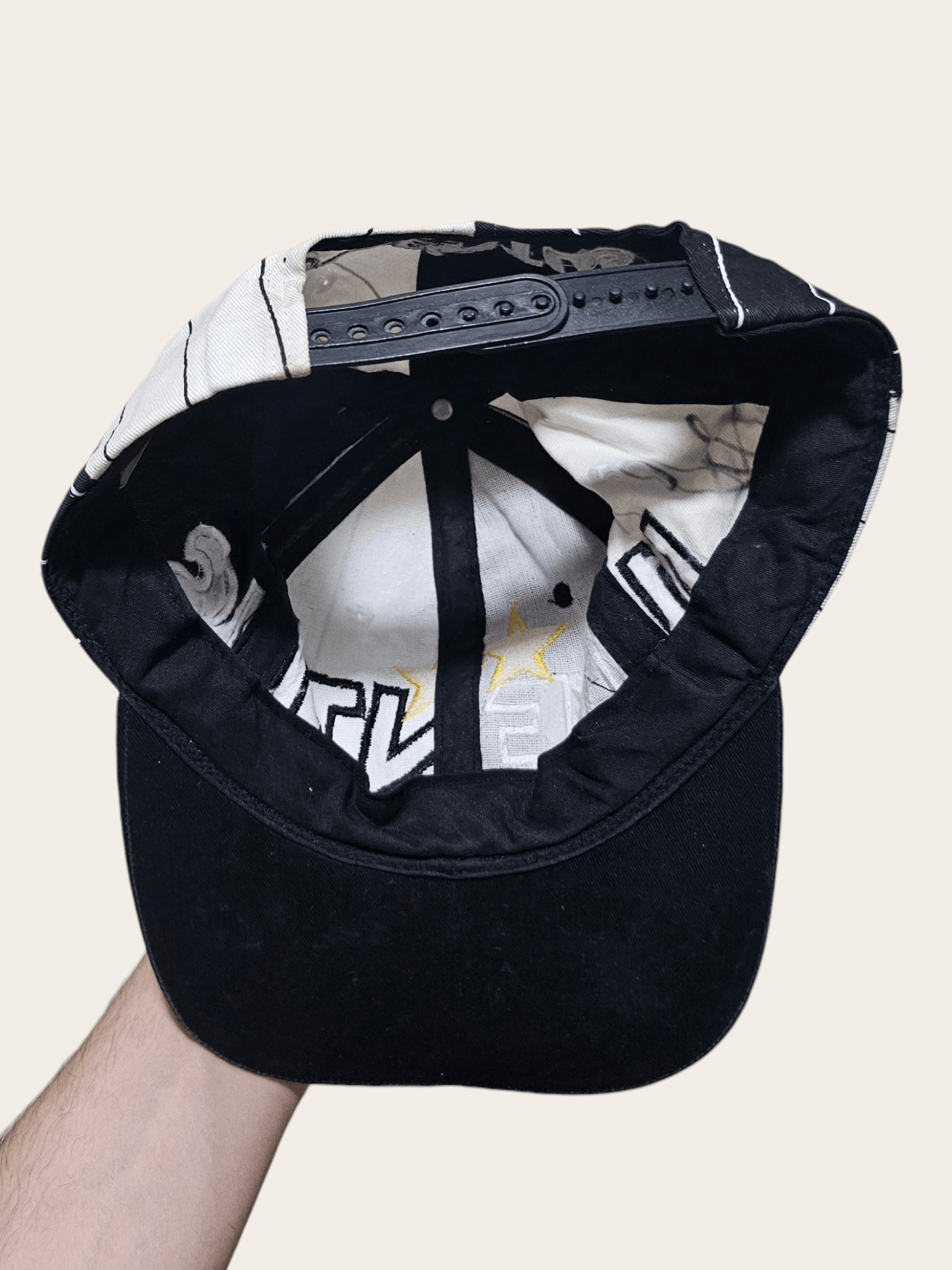 Vintage Juventus 90's Spellout Hat (unknown signature) Size ONE SIZE - 8 Thumbnail