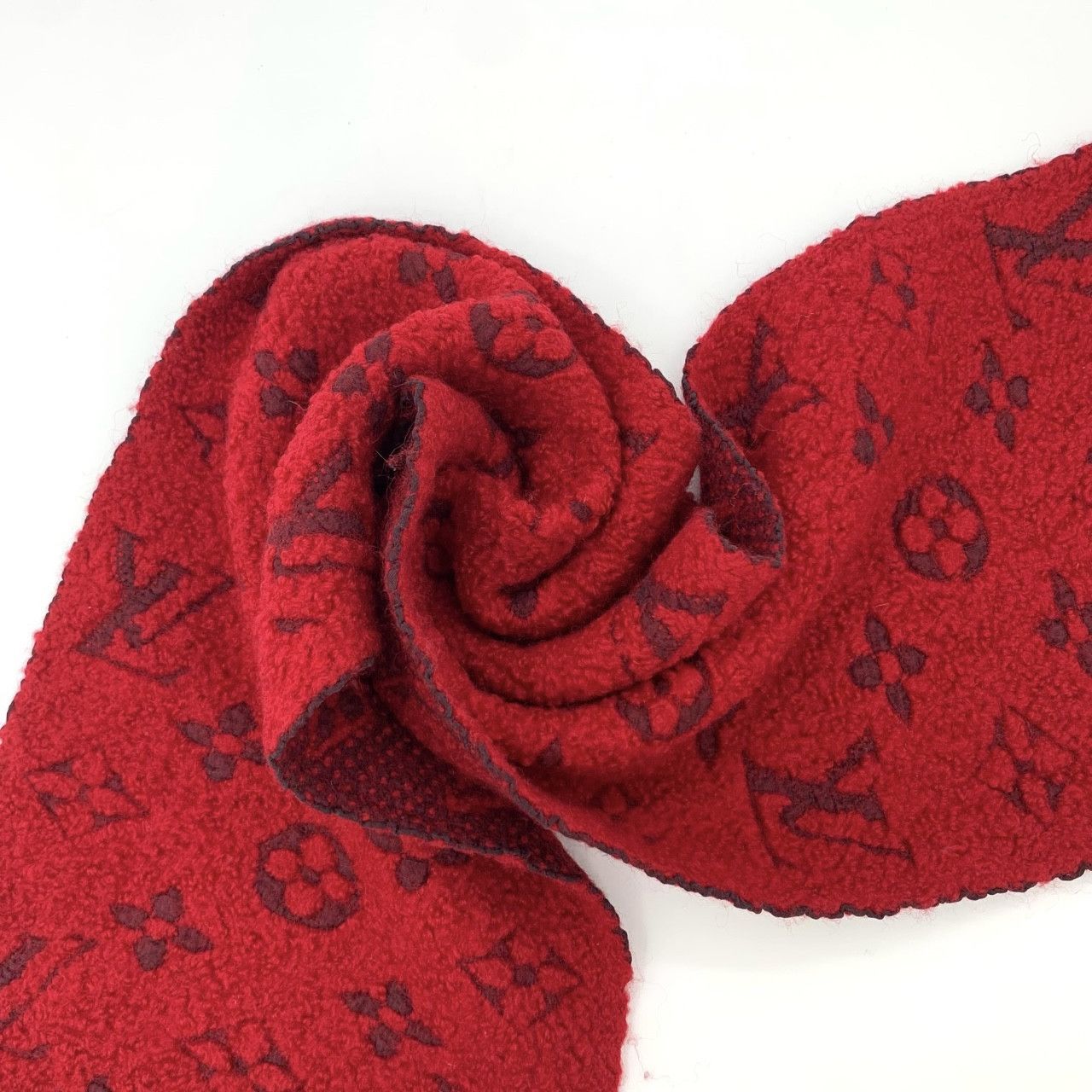 Louis Vuitton Louis Vuitton Monogram Red Wool-Silk Fringe Scarf (126×28cm) Size ONE SIZE - 4 Thumbnail