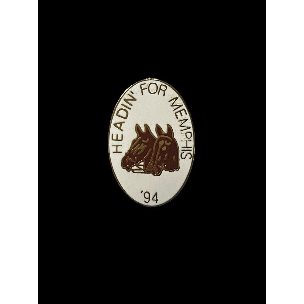 Jewelry × Vintage 1994 Heading For Memphis '94 Horse Brooch Pin Size ONE SIZE - 1 Thumbnail
