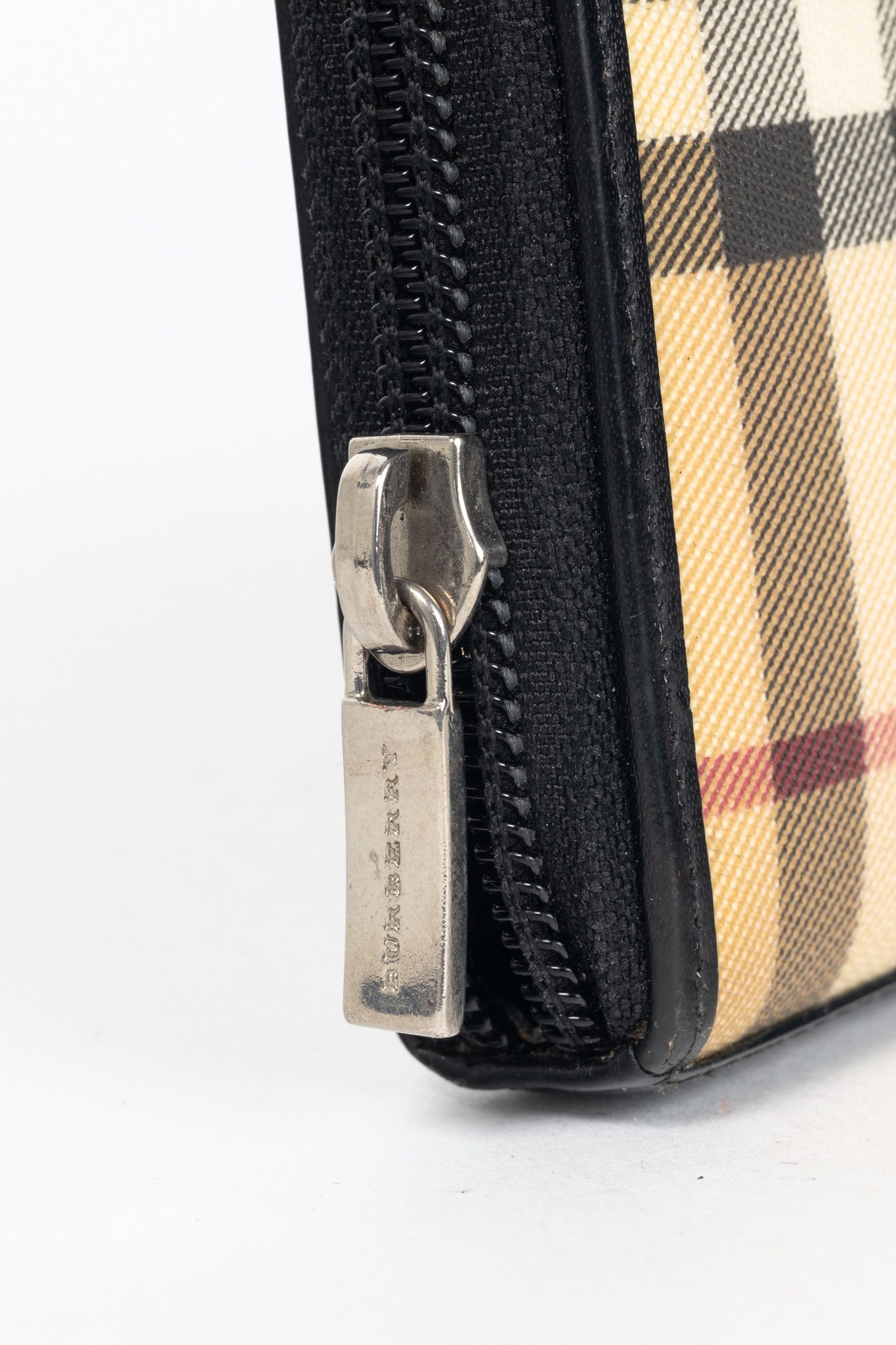 Burberry Burberry House-Check Leather-Trim Long Zip Wallet Size ONE SIZE - 7 Thumbnail