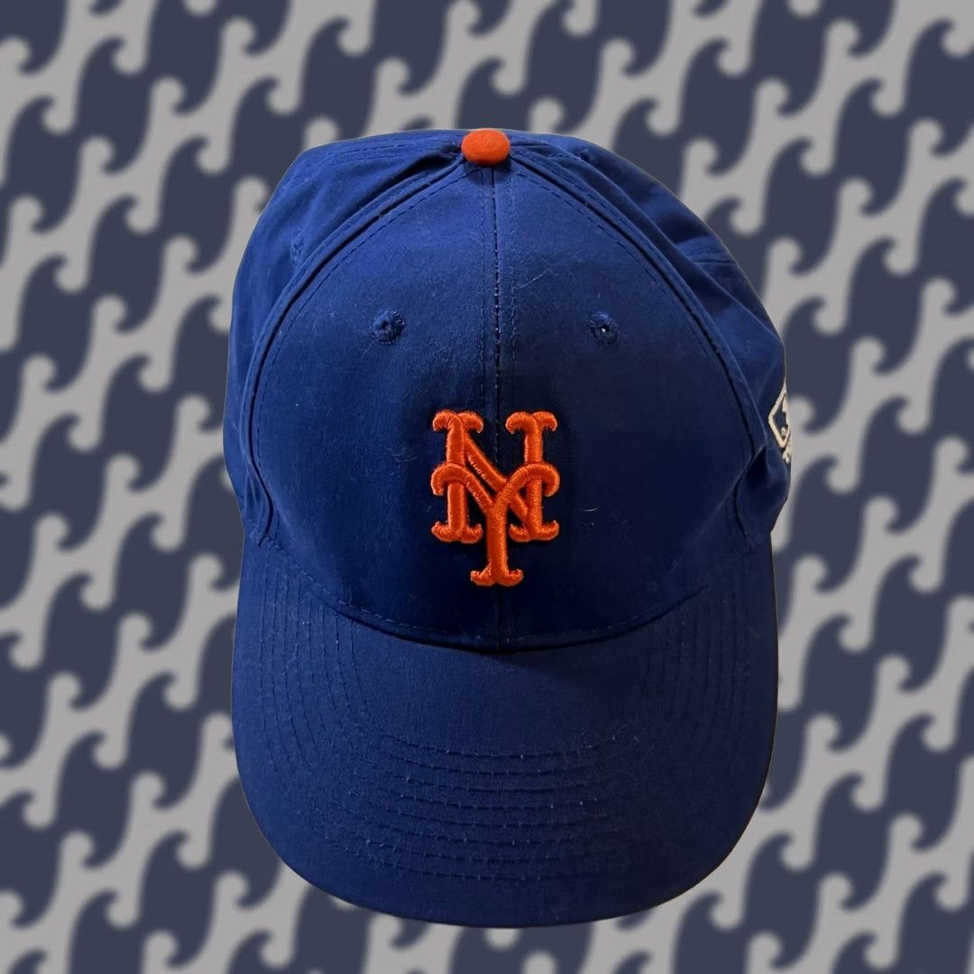 MLB VINTAGE New York Mets Ball Cap MLB Official License Mens Adjustable Blue Cotton Polyester Snapback Velcro Sports Cap Size ONE SIZE - 1 Thumbnail