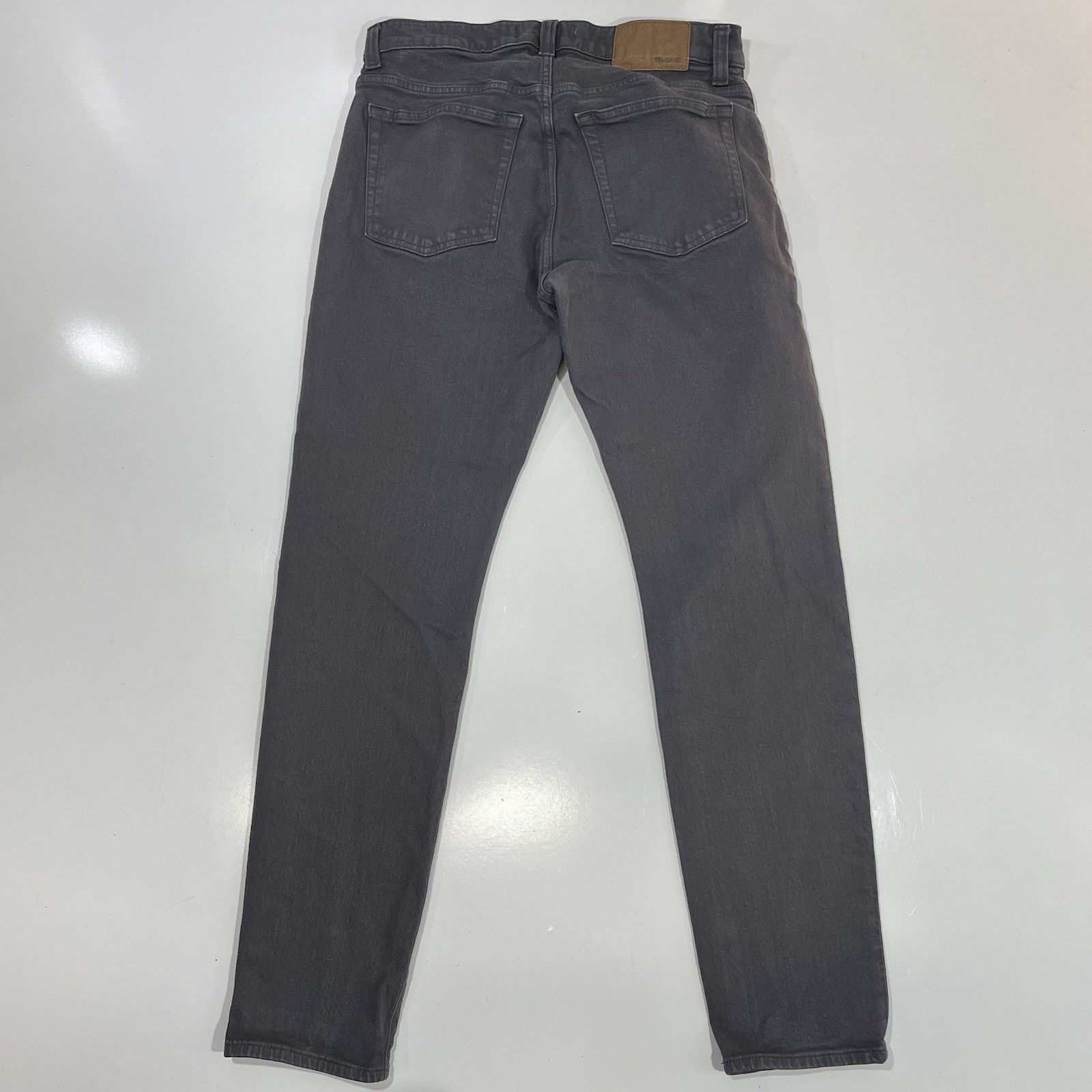 Madewell Madewell Jeans Men’s 31x30 Slim Fit Straight Leg Gray Denim Size US 31 - 8 Thumbnail