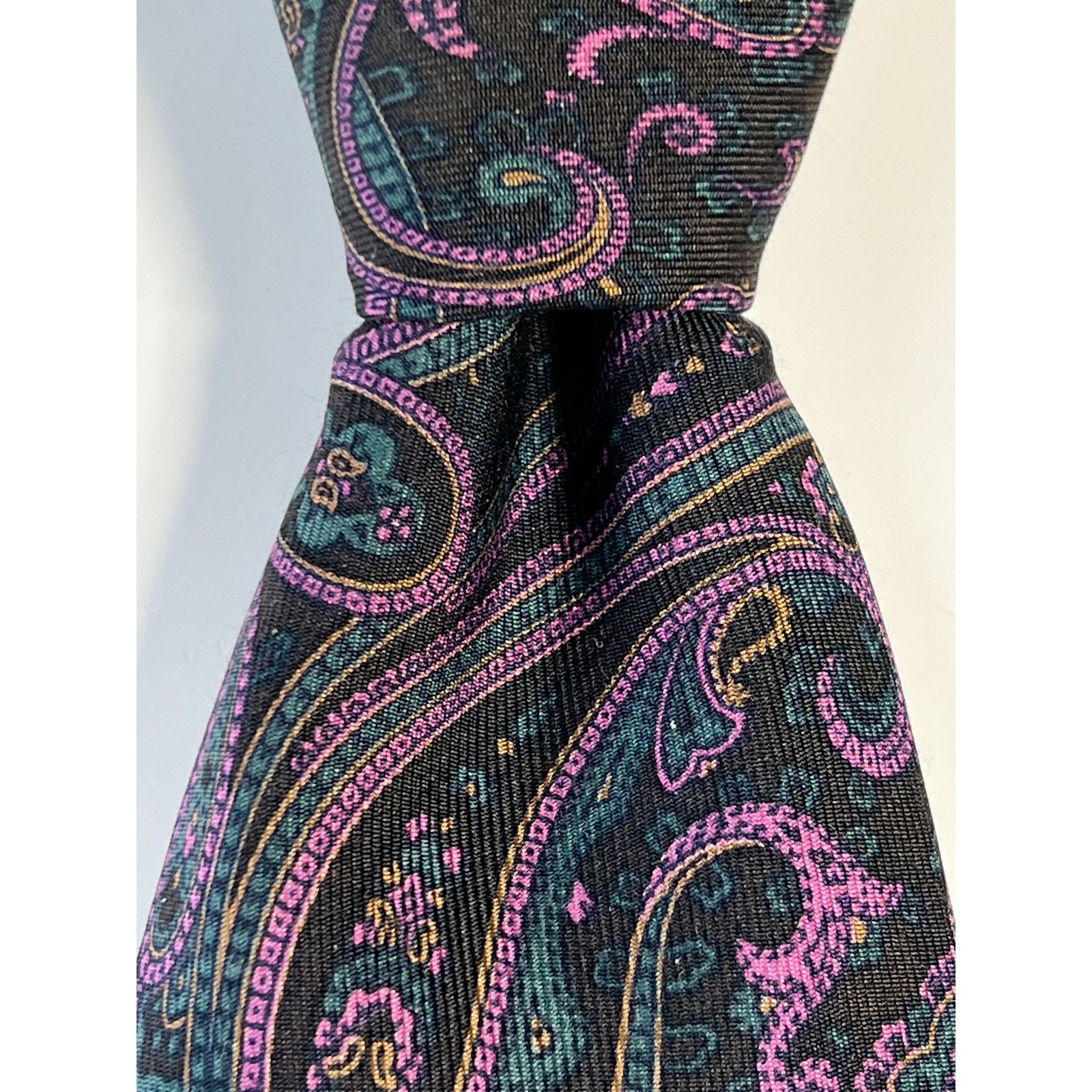 Robert Talbott Robert Talbott Men's Tie USA Made Black Paisley Silk Necktie Size ONE SIZE - 4 Thumbnail