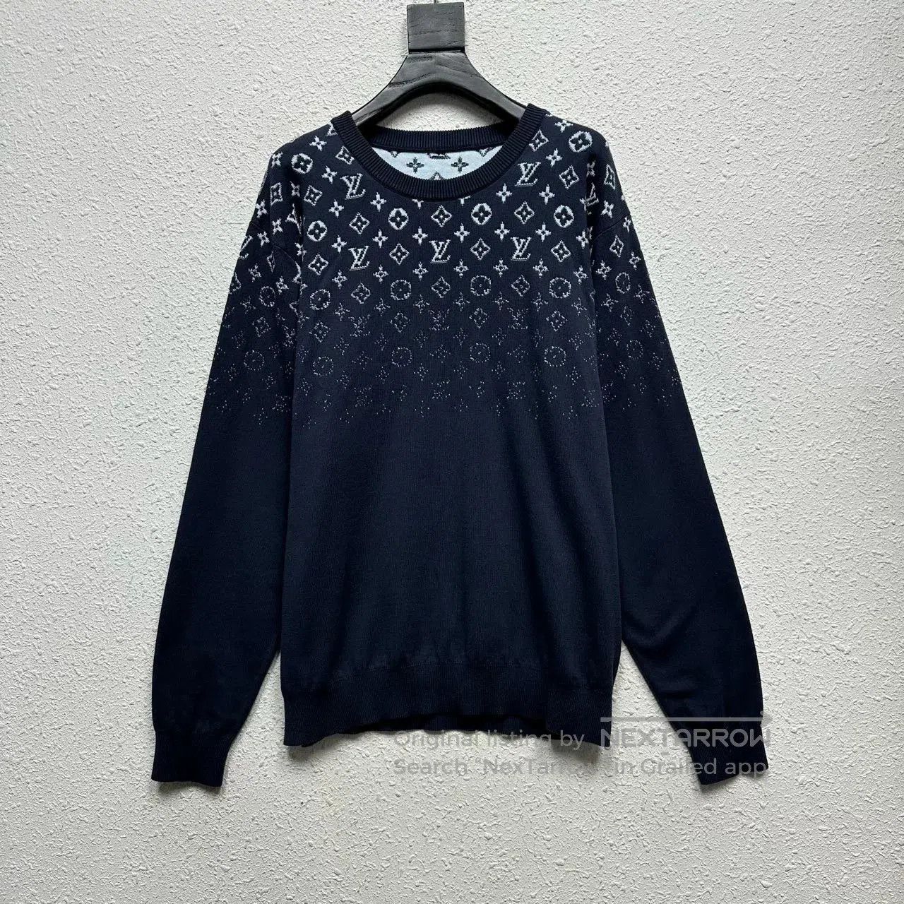 Louis Vuitton louis vuitton navy gradient logo knit sweater. Size US XL / EU 56 / 4 - 1 Thumbnail
