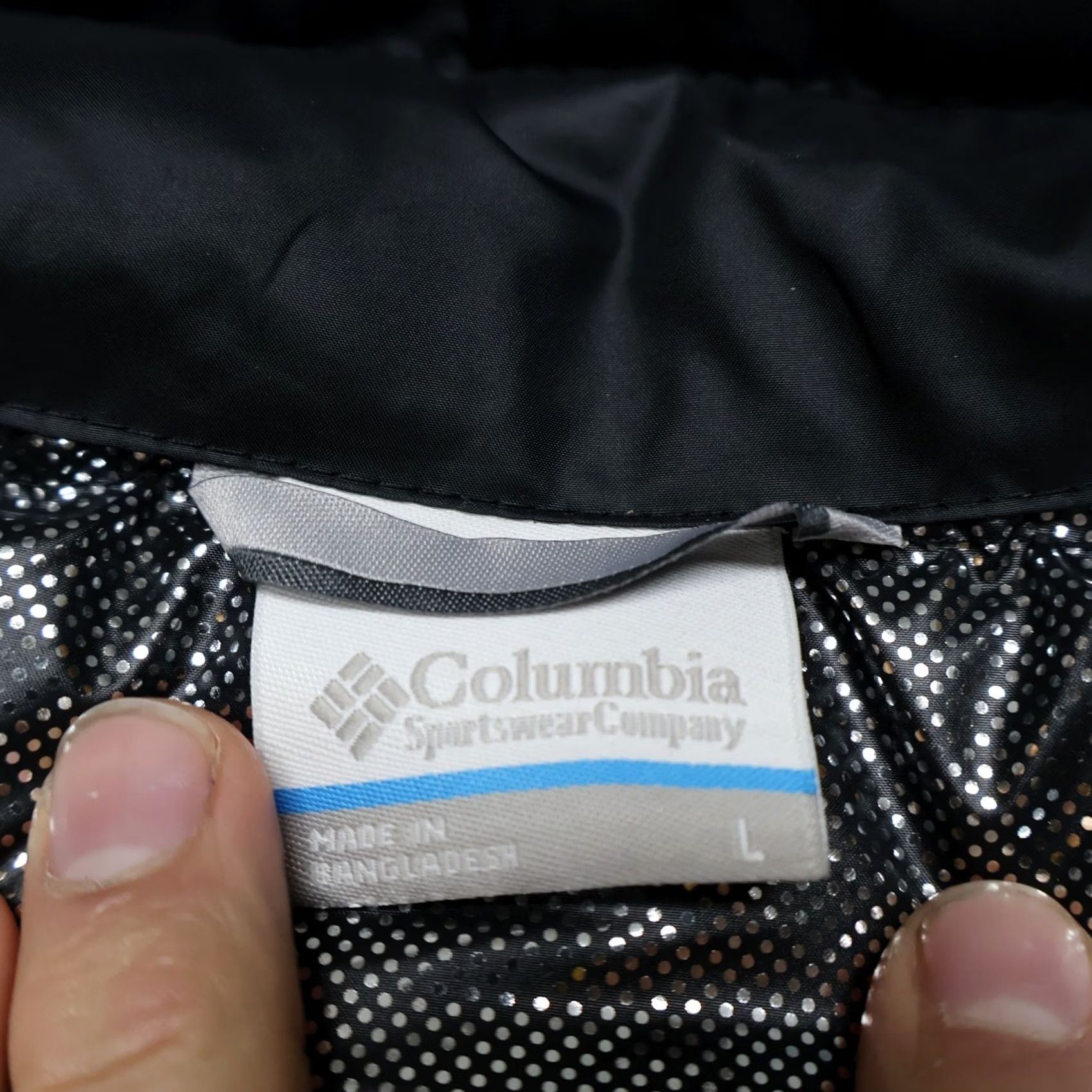 Vintage Columbia Vest Mens Large Black Omni-Heat Quilted Puffer Full Zip Logo Embroidered Zipper Pockets Stand-Up Collar Size US L / EU 52-54 / 3 - 6 Thumbnail