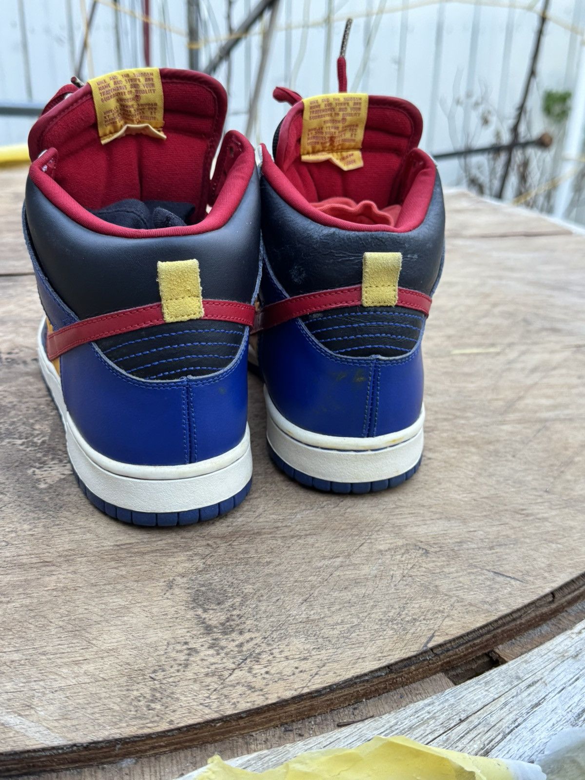 Nike Nike SB Dunk High “Comic” Size US 10.5 / EU 43-44 - 6 Thumbnail