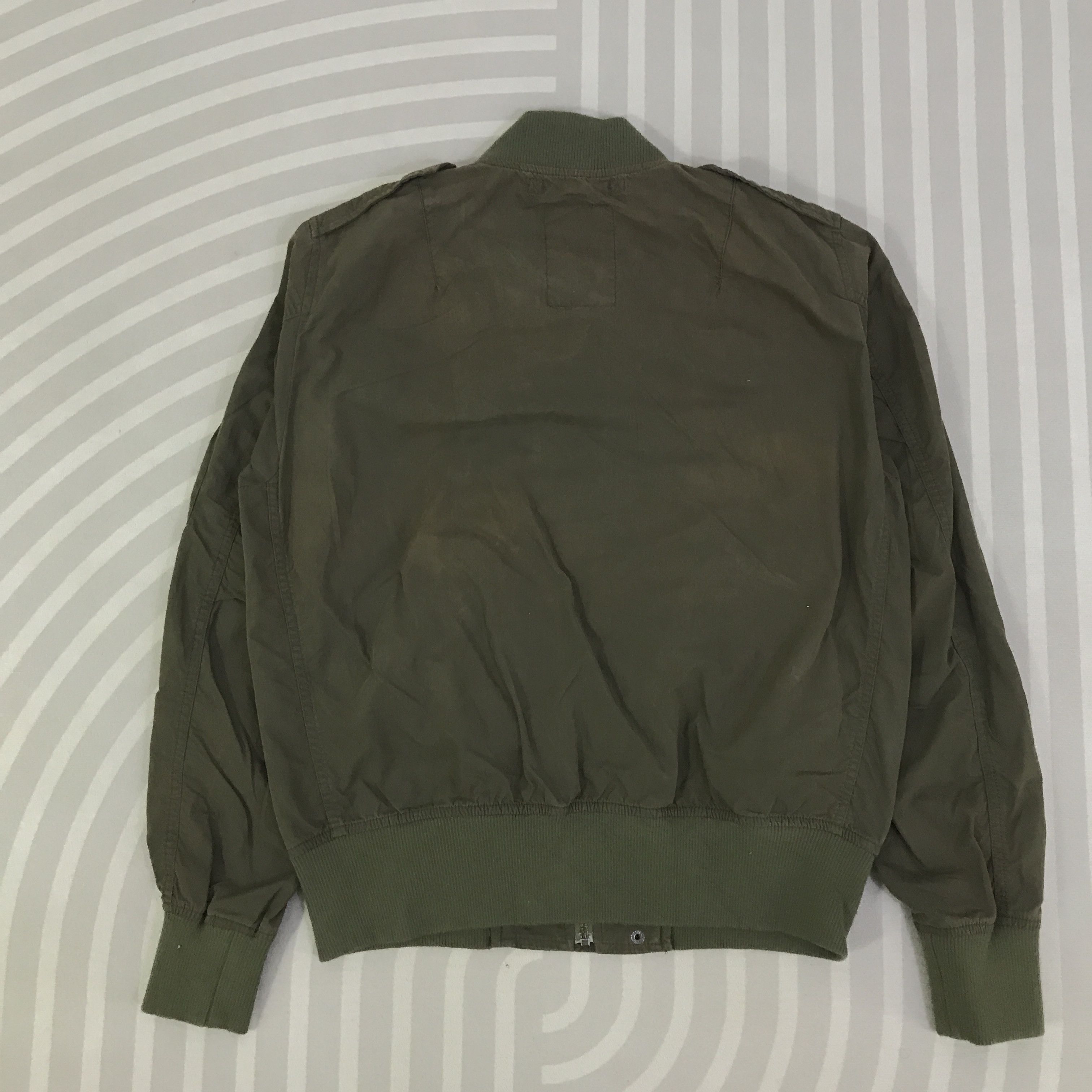 Avirex Vintage Avirex Army Faded Jacket Bomber K126B4 Size US M / EU 48-50 / 2 - 3 Thumbnail