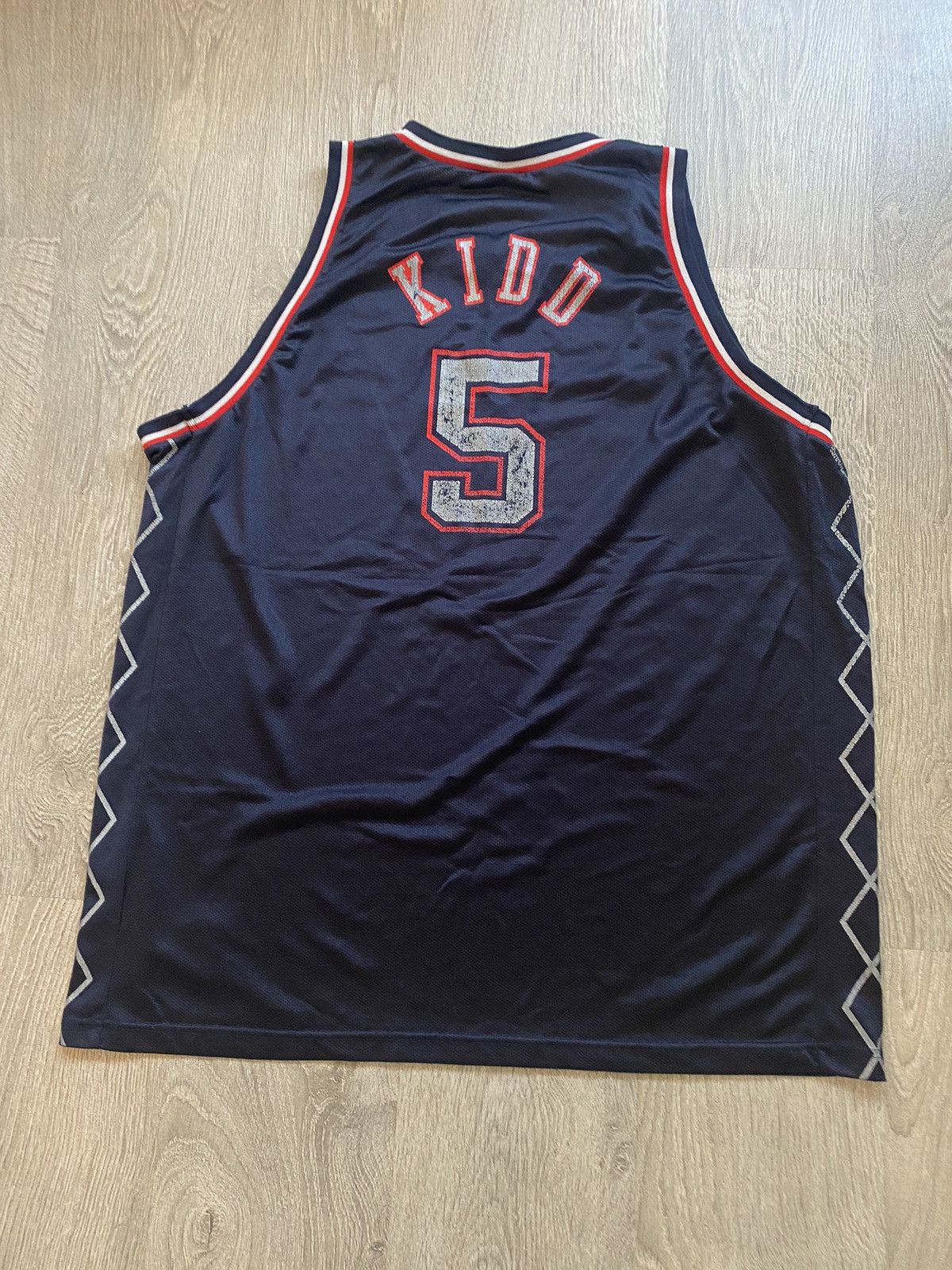 Champion × Raised by Champions × Vintage Champion New Jersey NBA KIDO #5 Vintage Basketball Jersey Size US XXL / EU 58 / 5 - 4 Thumbnail