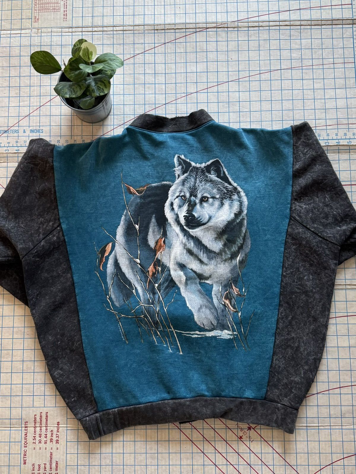Vintage Vintage Harlequin Graphics Wolf Graphic Cotton Bomber Jacket Size US XL / EU 56 / 4 - 1 Thumbnail