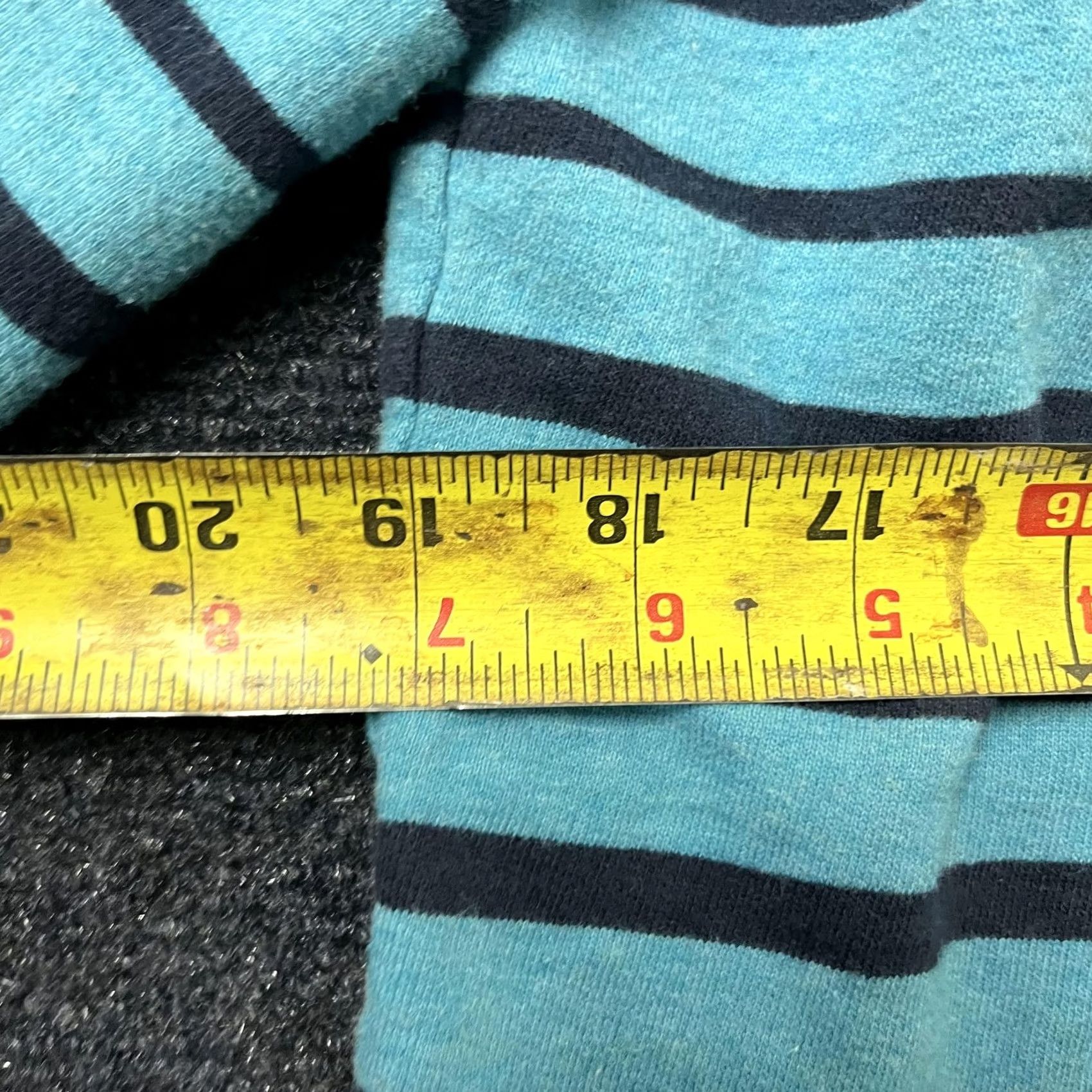 Vintage VINTAGE is not applicable here. Size US L / EU 52-54 / 3 - 5 Thumbnail