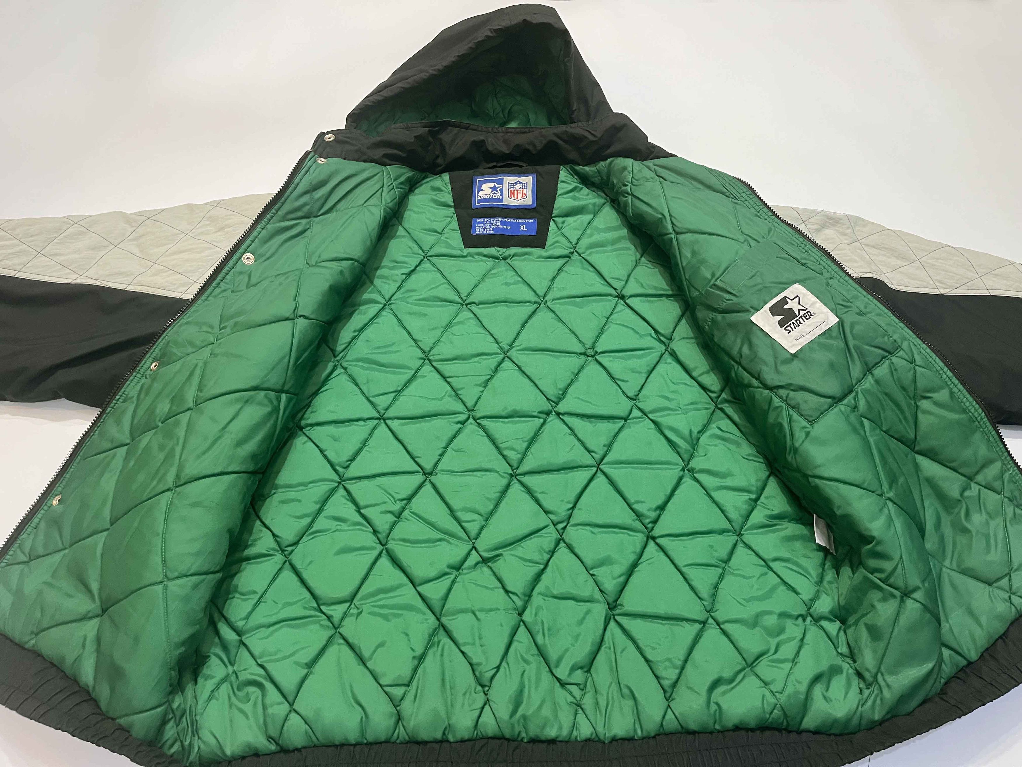 Starter Vtg Starter NFL Philadelphia Eagles Full Zip Puffer Jacket Size US XL / EU 56 / 4 - 9 Thumbnail