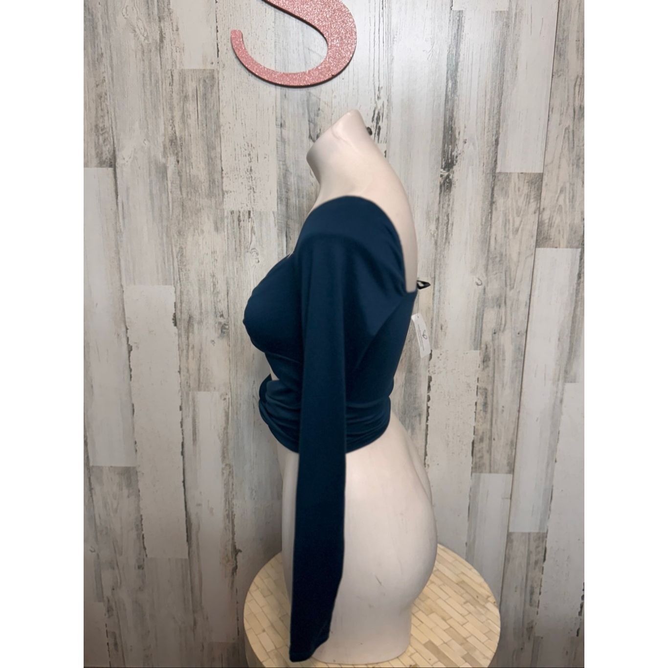 Other Windsor Teal Cutout Twist Long Sleeve Crop Top Women’s Size Size S / US 4 / IT 40 - 5 Thumbnail