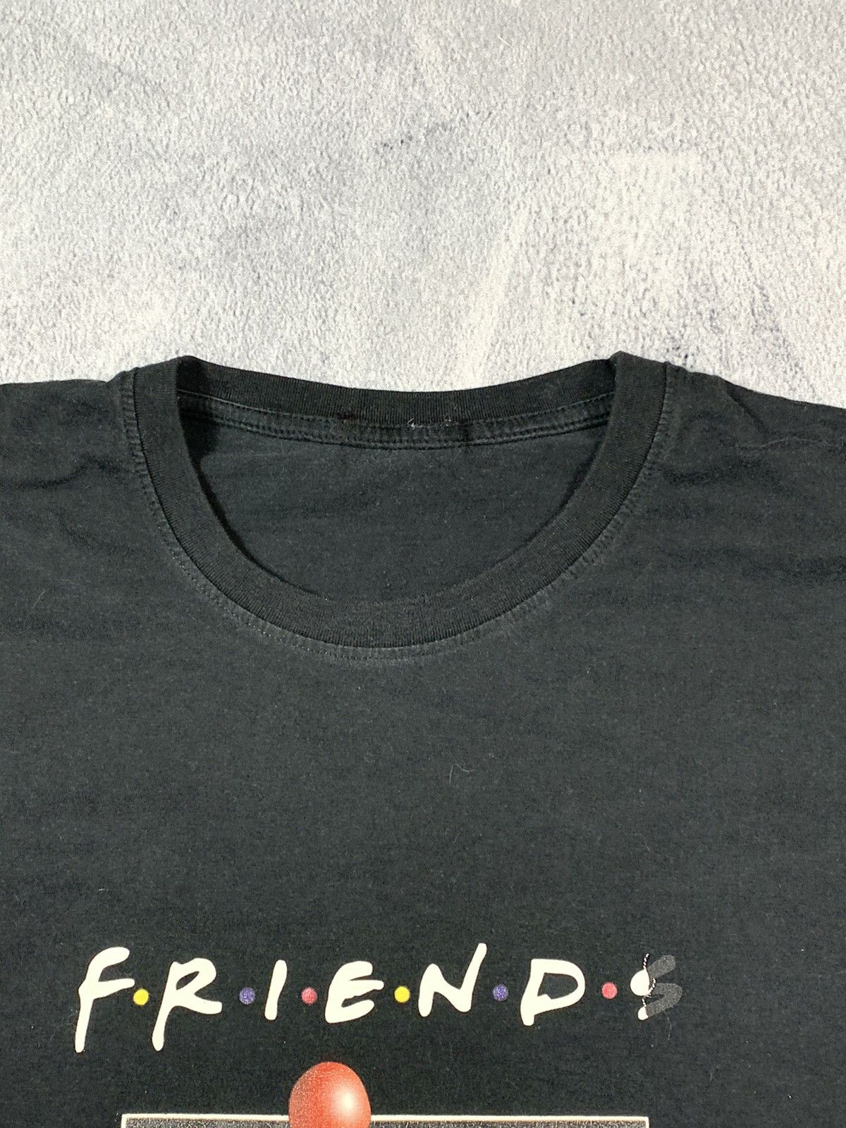 Band Tees Vintage Y2K Friends Killers horror tee streetwear size M Size US M / EU 48-50 / 2 - 5 Thumbnail