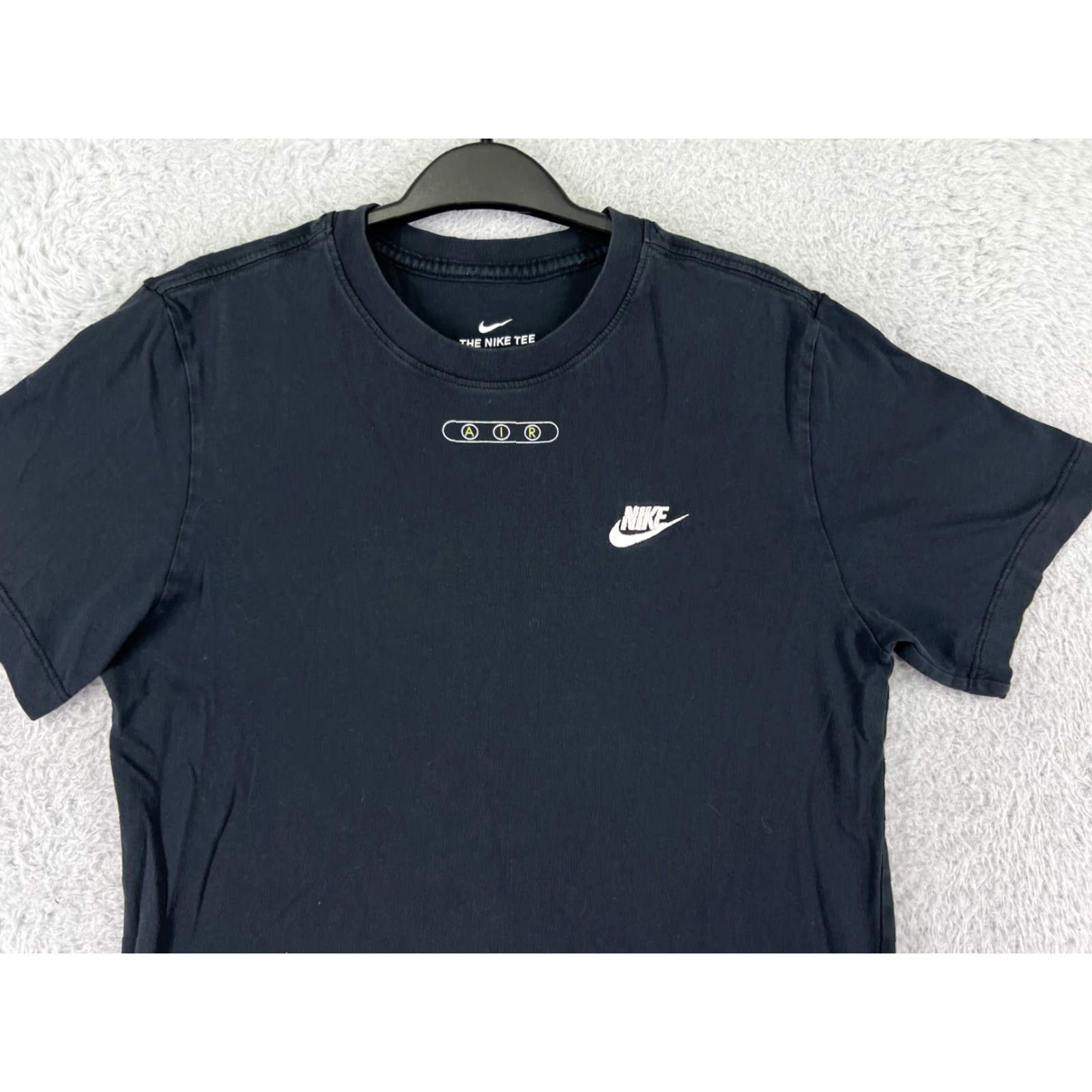Nike Nike Mens Shirt Small Black Dri-FIT Patch Embroidered Logo Beaverton OR Sports Retro 90s Mens Size US S / EU 44-46 / 1 - 6 Thumbnail
