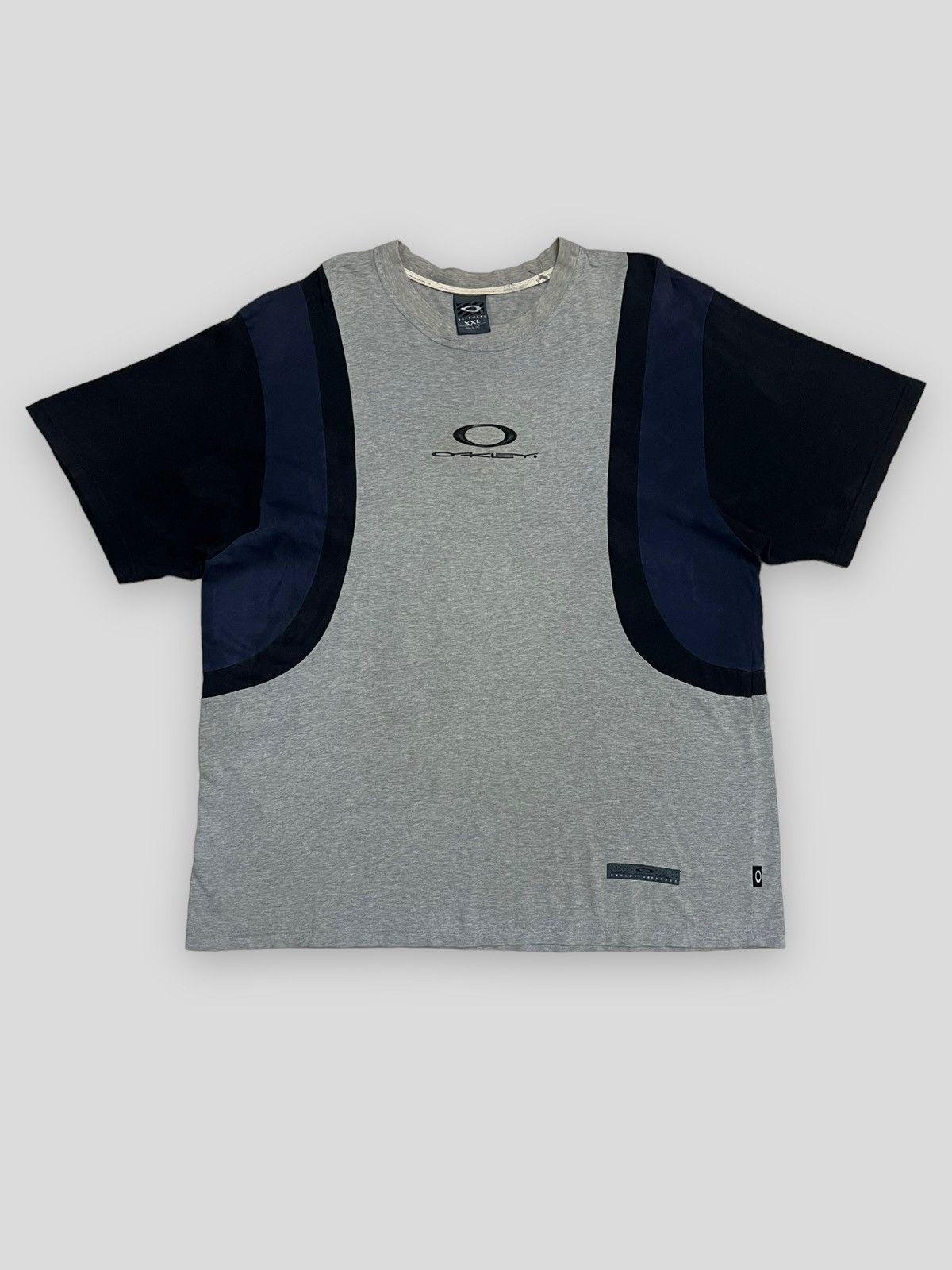 image of Hypebeast x Oakley Send Offer OG Vintage Oakley Software Reubuild Tshirt in Grey, Men's (Size 2XL)