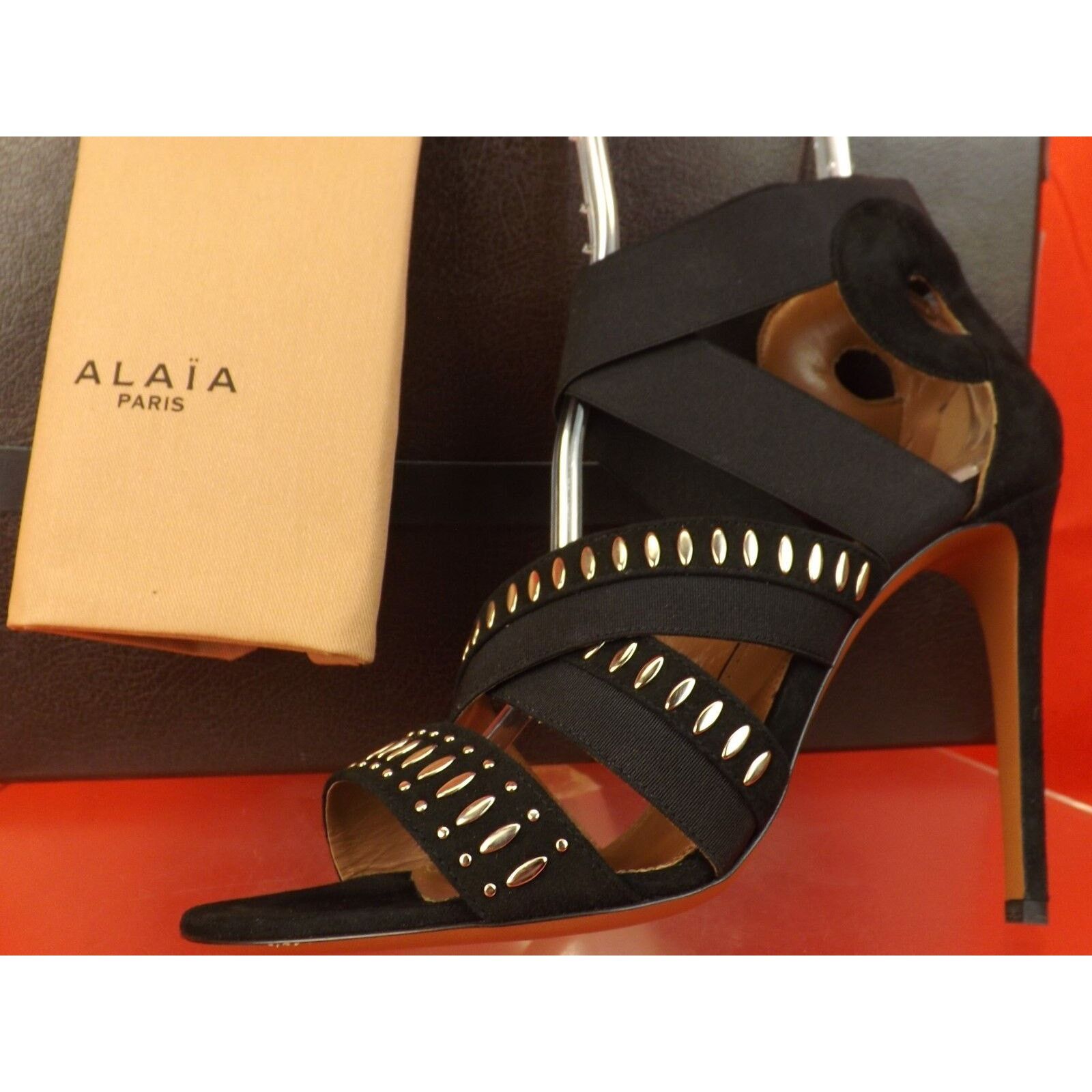 Alaia ALAIA BLACK SUEDE CRISSCROSS SILVER STUDS PUMPS 40.5 Size US 10.5 / IT 40.5 - 2 Thumbnail