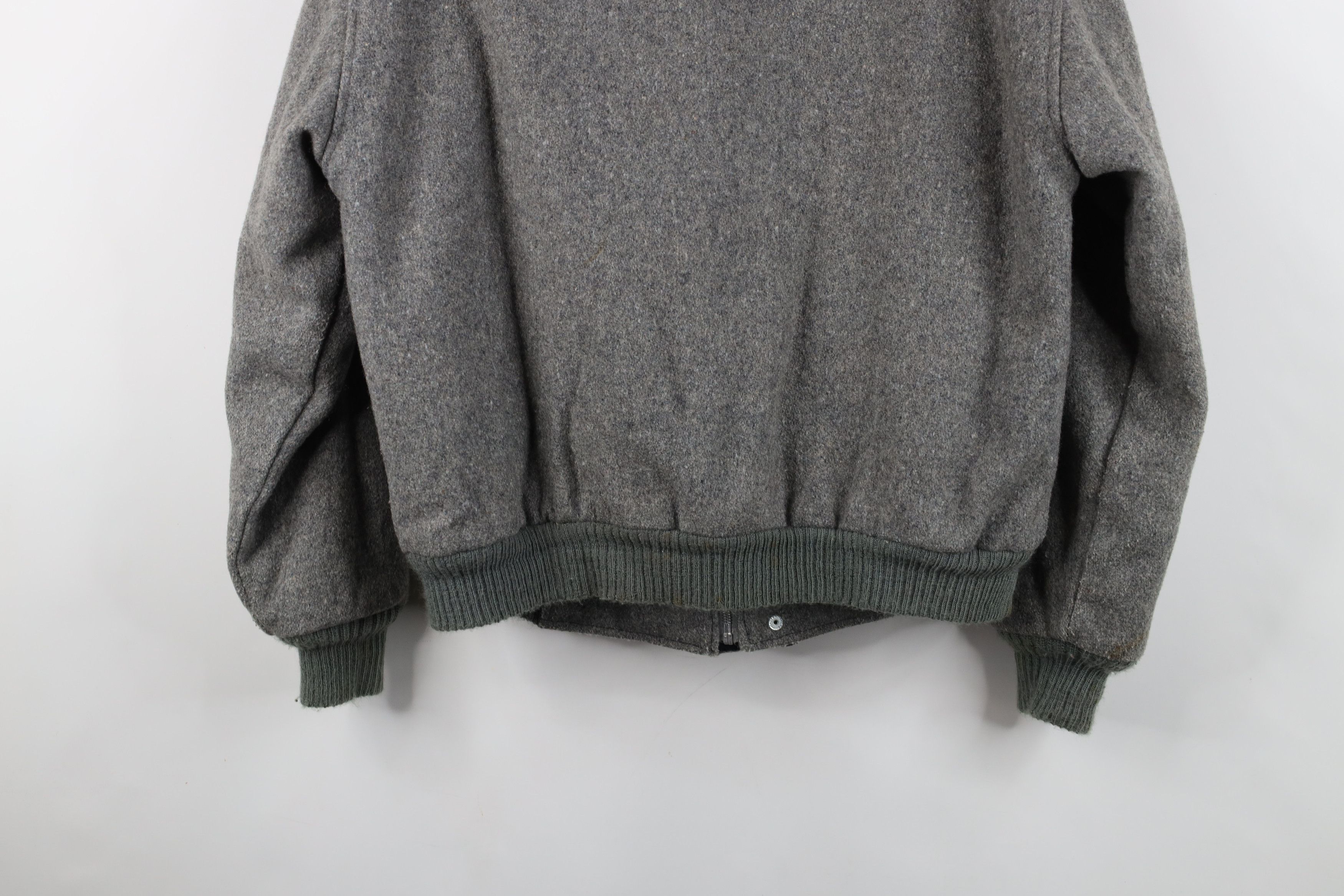Vintage Vintage 70s Streetwear Blend Quilted Bomber Jacket Gray USA Size US L / EU 52-54 / 3 - 15 Thumbnail