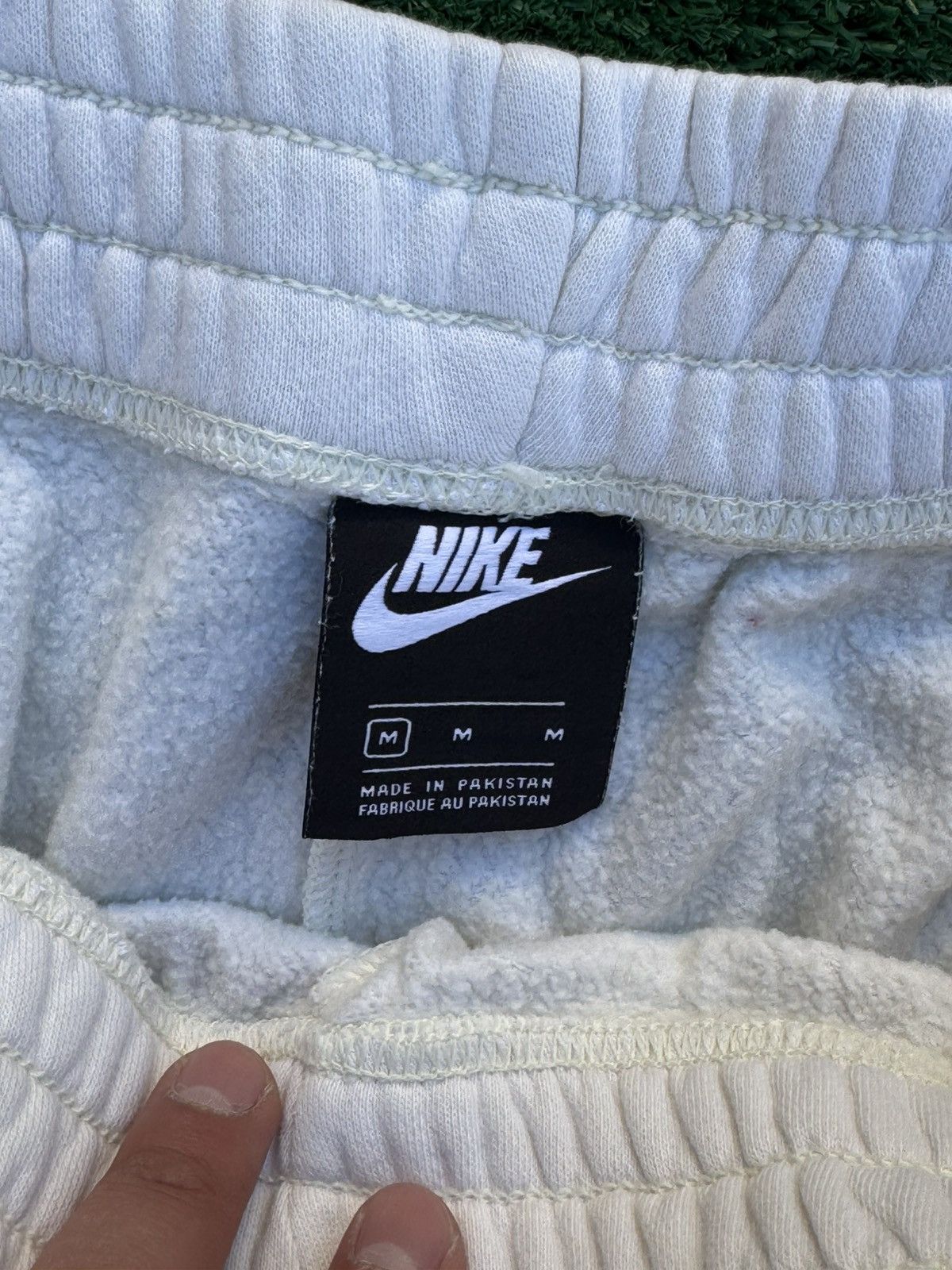 Nike Nike Off White Color Sweat Pants Size US 34 / EU 50 - 4 Thumbnail