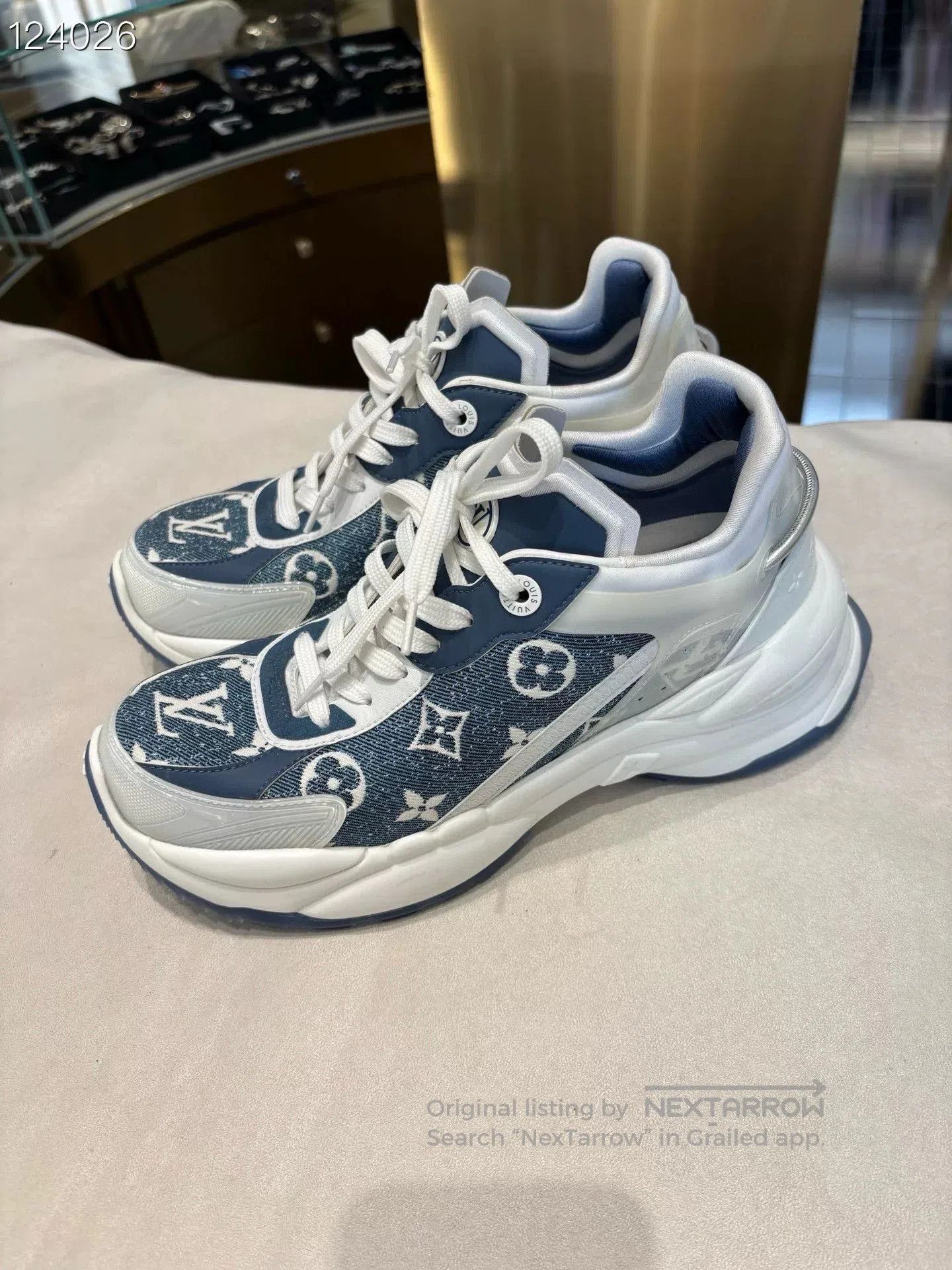 Louis Vuitton Louis Vuitton Blue Star Print Dad Shoes. Size US 7 / IT 37 - 3 Thumbnail