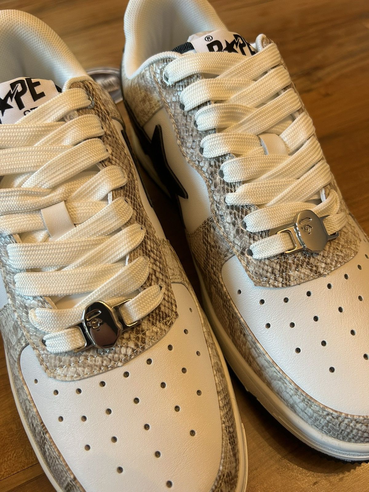 Bape NEW Bape Beige Snakeskin Bapestas Size US 8 / EU 41 - 10 Thumbnail