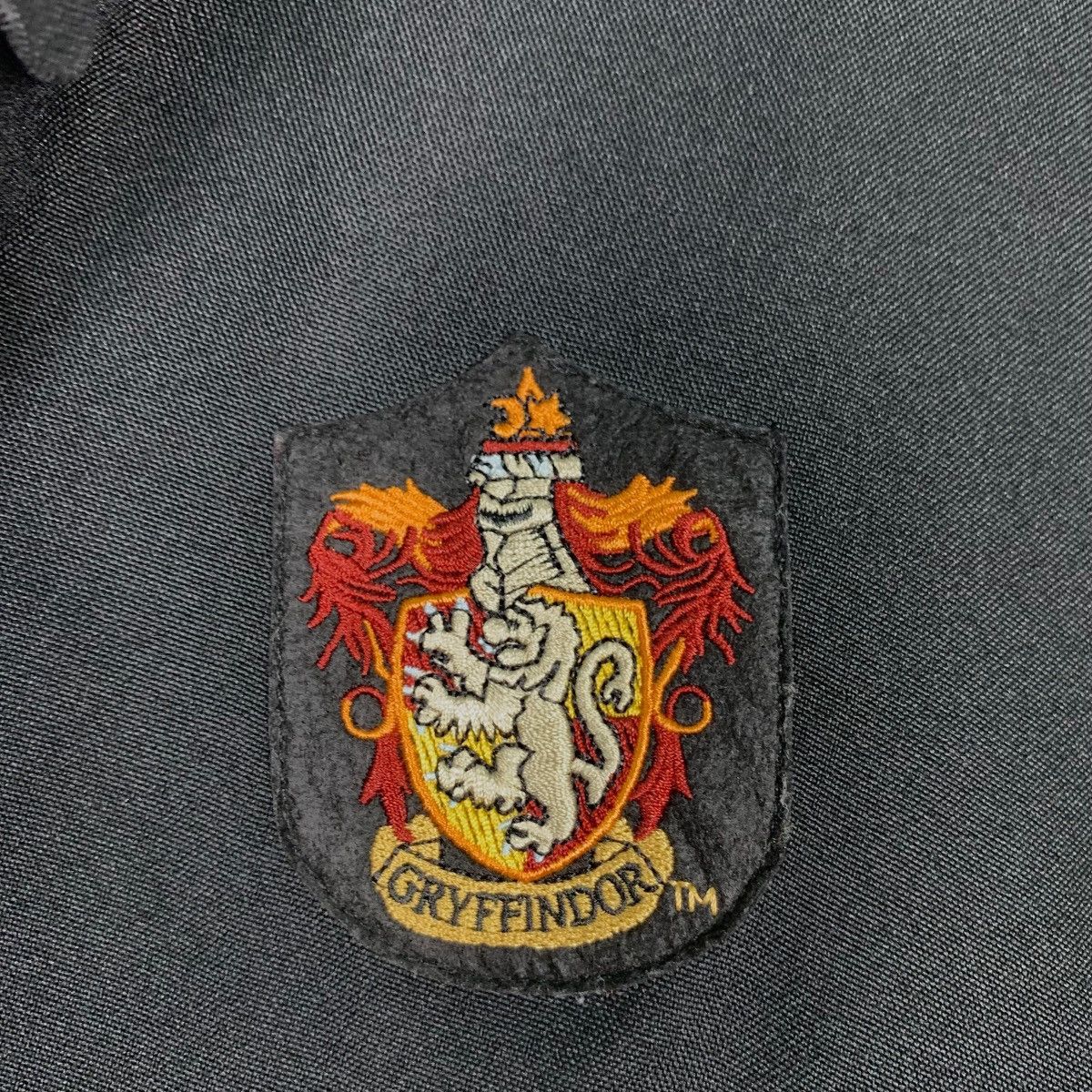Universal Studios HARRY POTTER GRYFFINDOR CLOAK / CAPE #0235-C11 Size US M / EU 48-50 / 2 - 15 Thumbnail