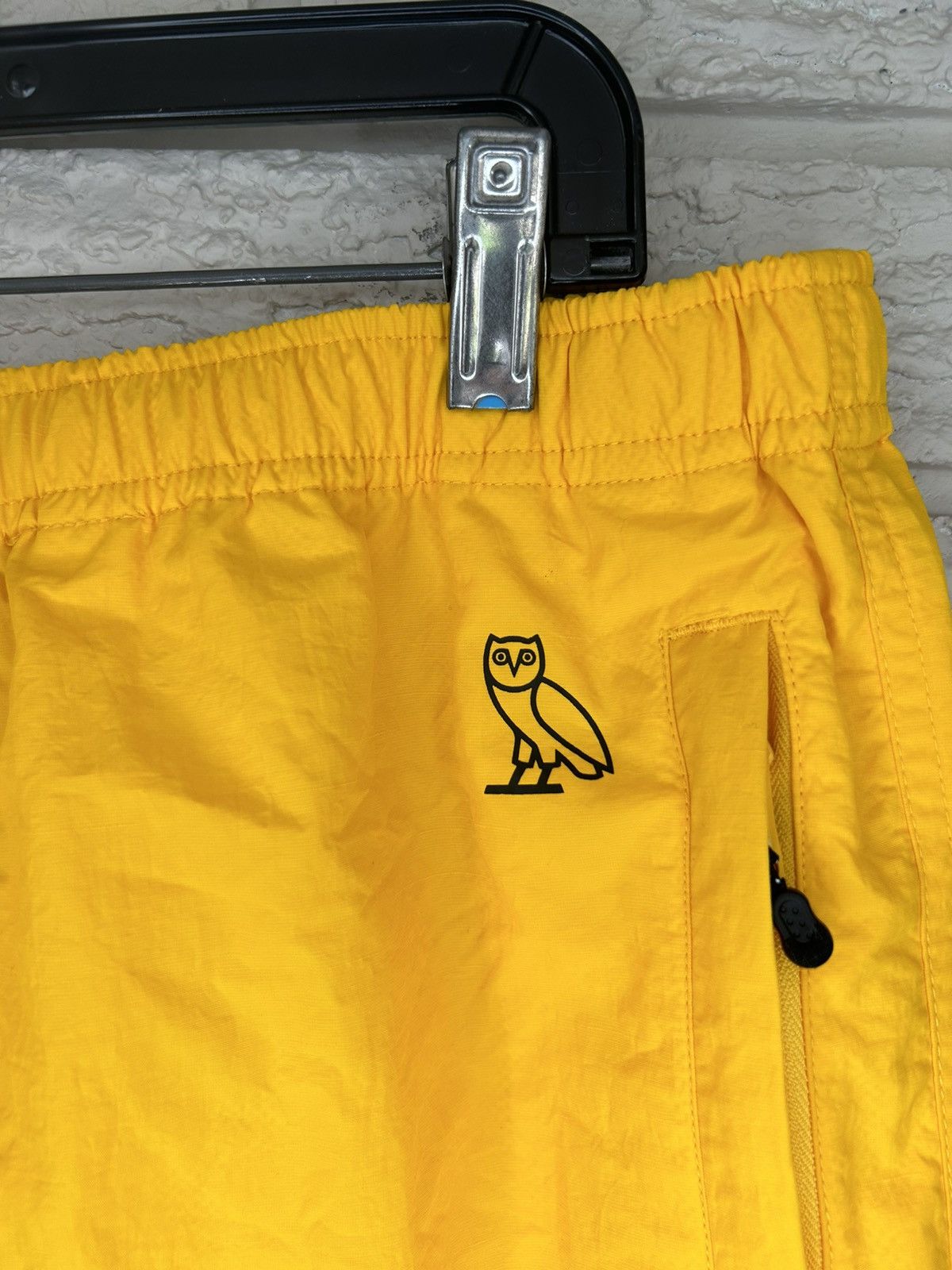 October's Very Own OVO Embroidered October Nylon Shorts Size US 34 / EU 50 - 4 Thumbnail