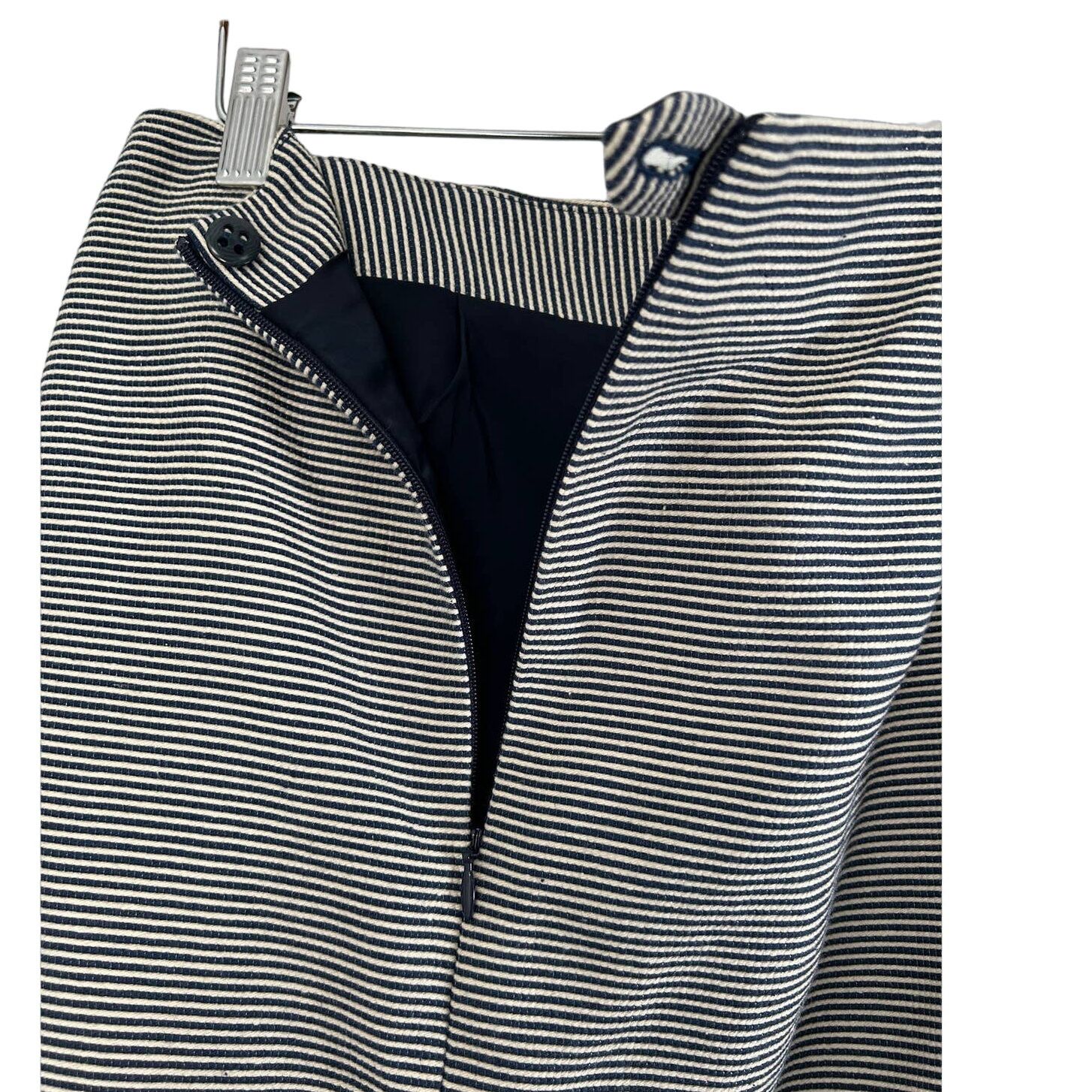 Robert Talbott NWT Talbots Navy and White Pin Striped Pencil Skirt Womens Size 42" / US 20 - 6 Thumbnail