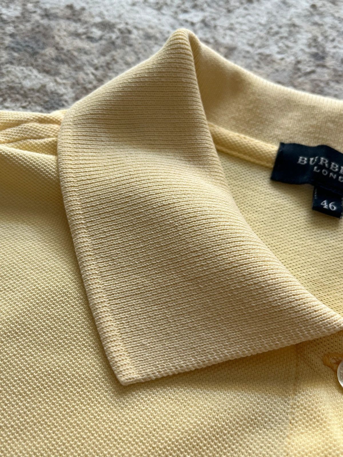 Burberry Burberry’s Polo Shirt Sz 46 / XS Yellow Embroidered Logo Size XS / US 0-2 / IT 36-38 - 8 Thumbnail