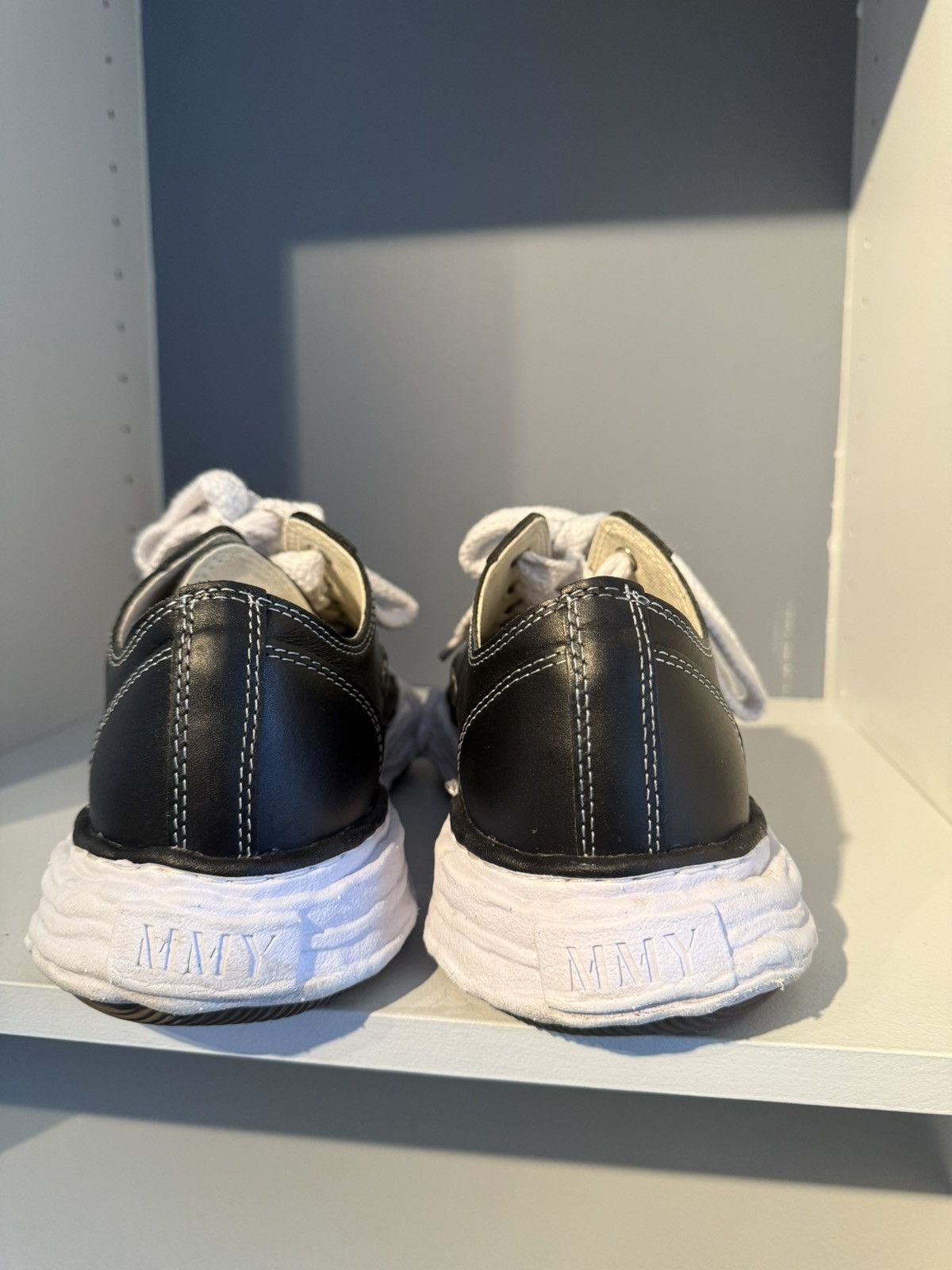 Maison MIHARA YASUHIRO Maison Mihara Yasuhiro Hank Low Top Sneaker 43 Size US 10 / EU 43 - 5 Thumbnail