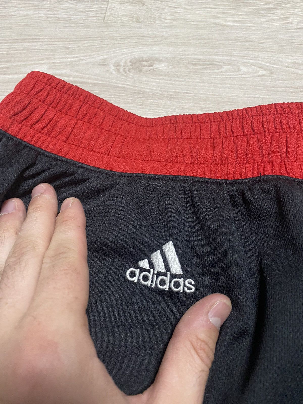 Adidas Chicago Bulls Shorts NBA Adidas size M 34” Size US 34 / EU 50 - 4 Thumbnail