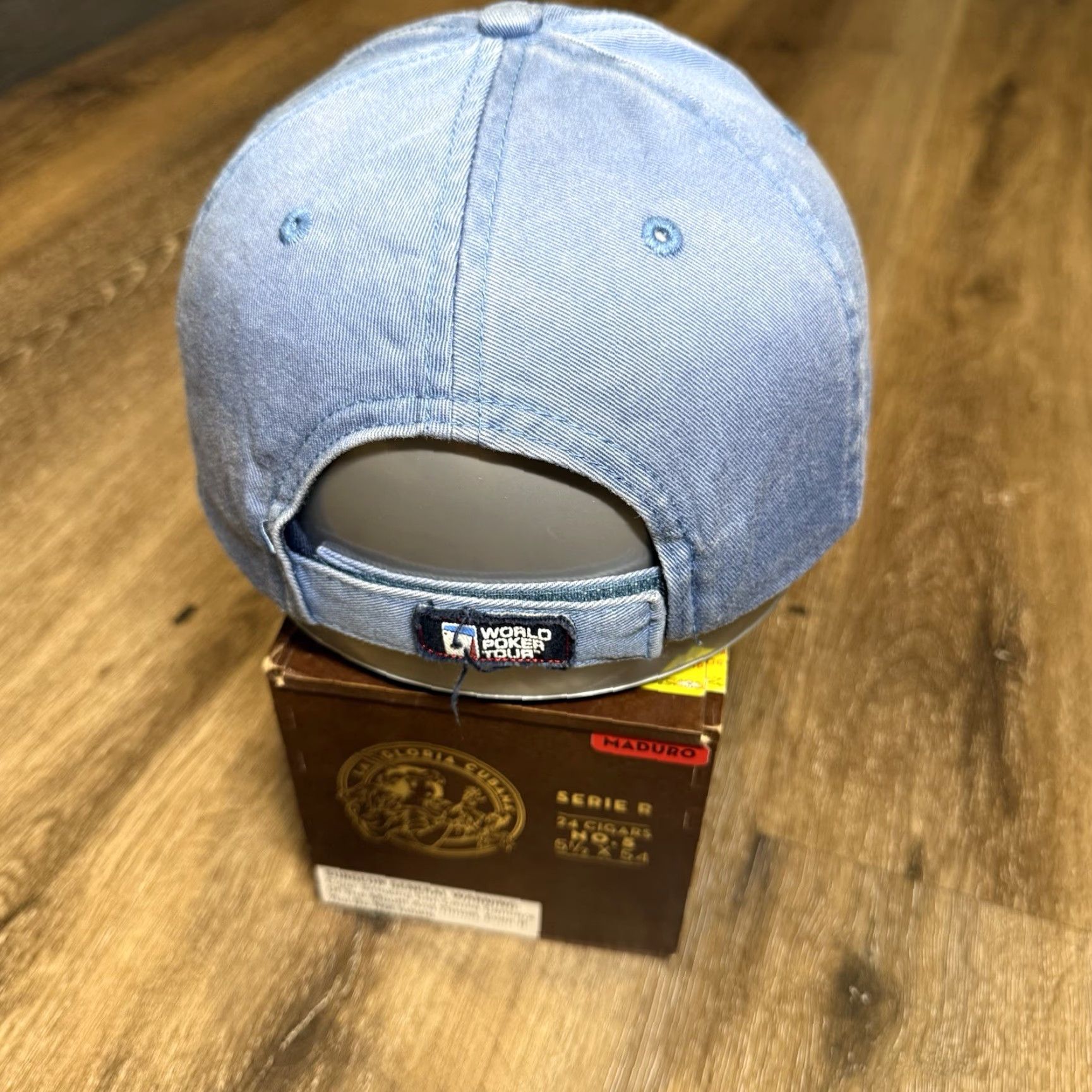 Vintage VINTAGE WSOP World Series Of Poker Hat Queen King Cap Blue Red Ladies Man Distressed Baseball Cap Mens One Size Blue Size ONE SIZE - 4 Thumbnail