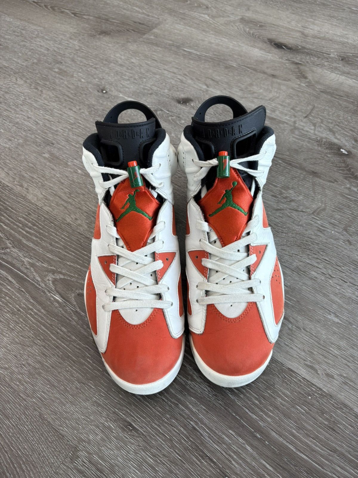 Jordan Brand Air Jordan 6 Retro “Gatorade Like Mike White” **PRE-OWNED** Size US 9.5 / EU 42-43 - 3 Thumbnail