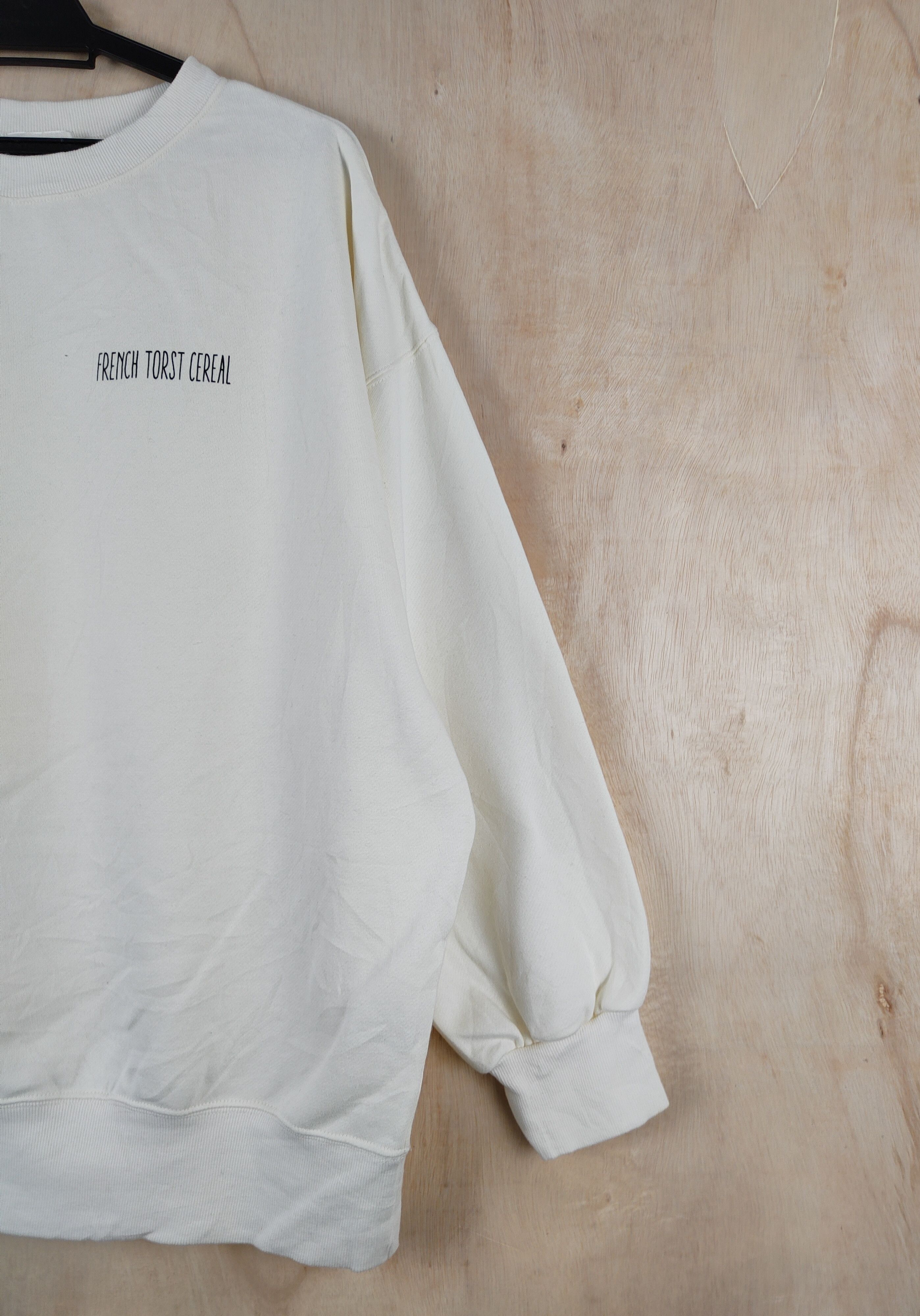 Japanese Brand × Vintage W Closet Ivory Sweatshirts #S2553 Size US XL / EU 56 / 4 - 6 Thumbnail