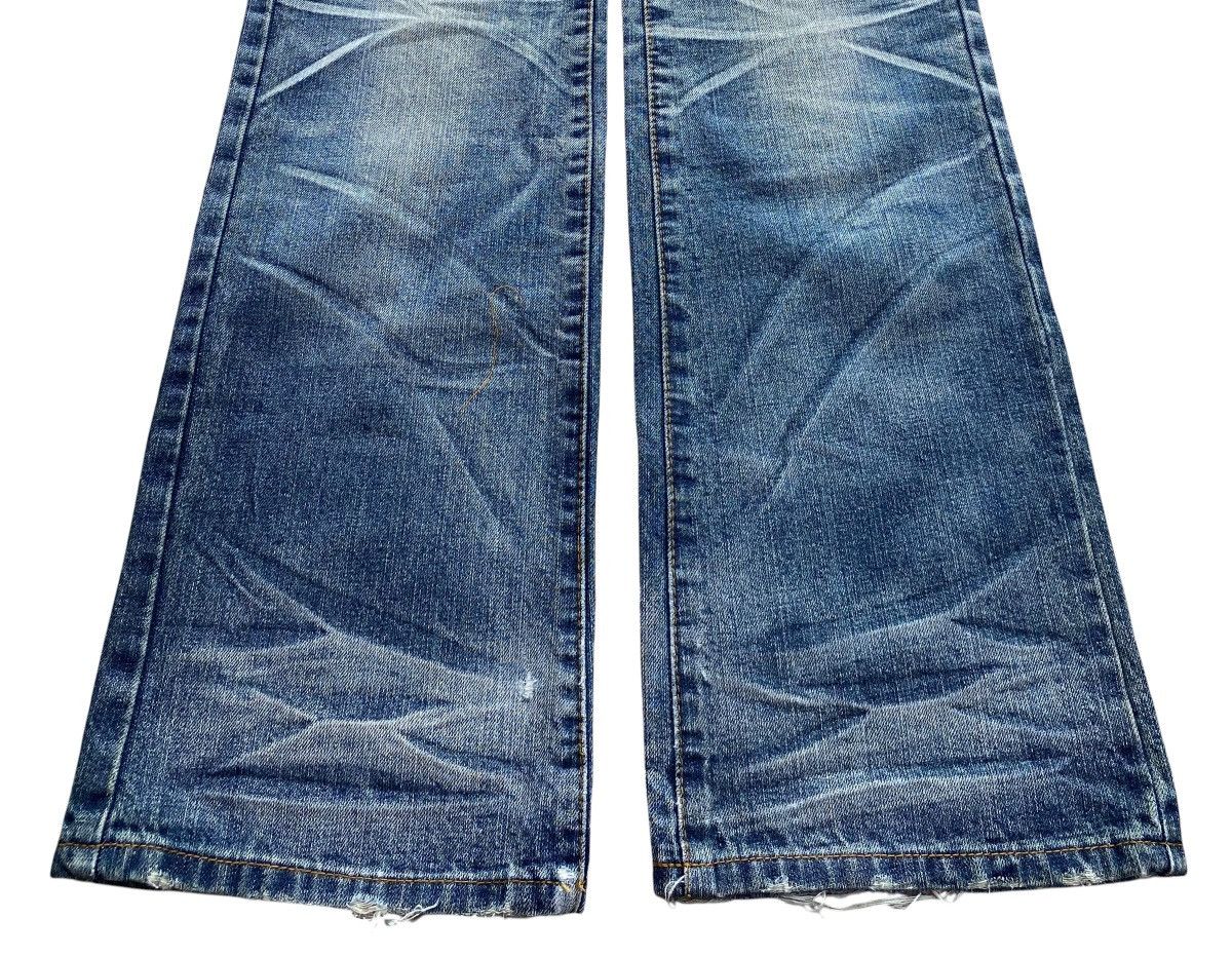 Japanese Brand Indecent Faded Wash Whiskered Style Boot Cut Jeans Size US 32 / EU 48 - 5 Thumbnail