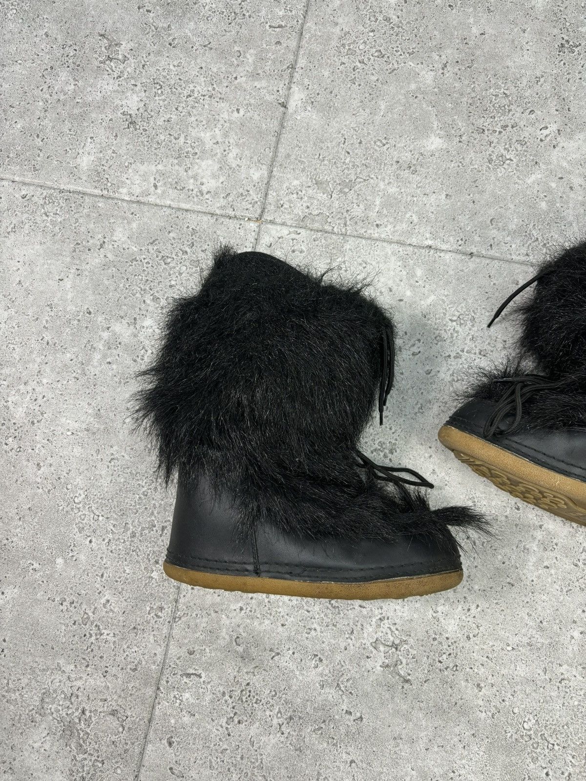 Japanese Brand × Vintage Crazy Japan Mohair Yeti Snow Moon Boots Winter Y2K 2000s Size US 7.5 / IT 37.5 - 2 Thumbnail
